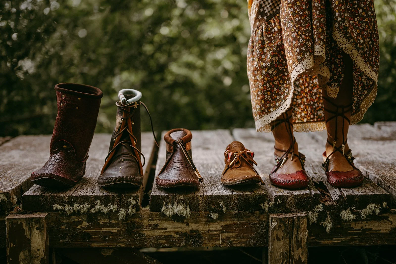 How To Tie A Bow On Moccasins