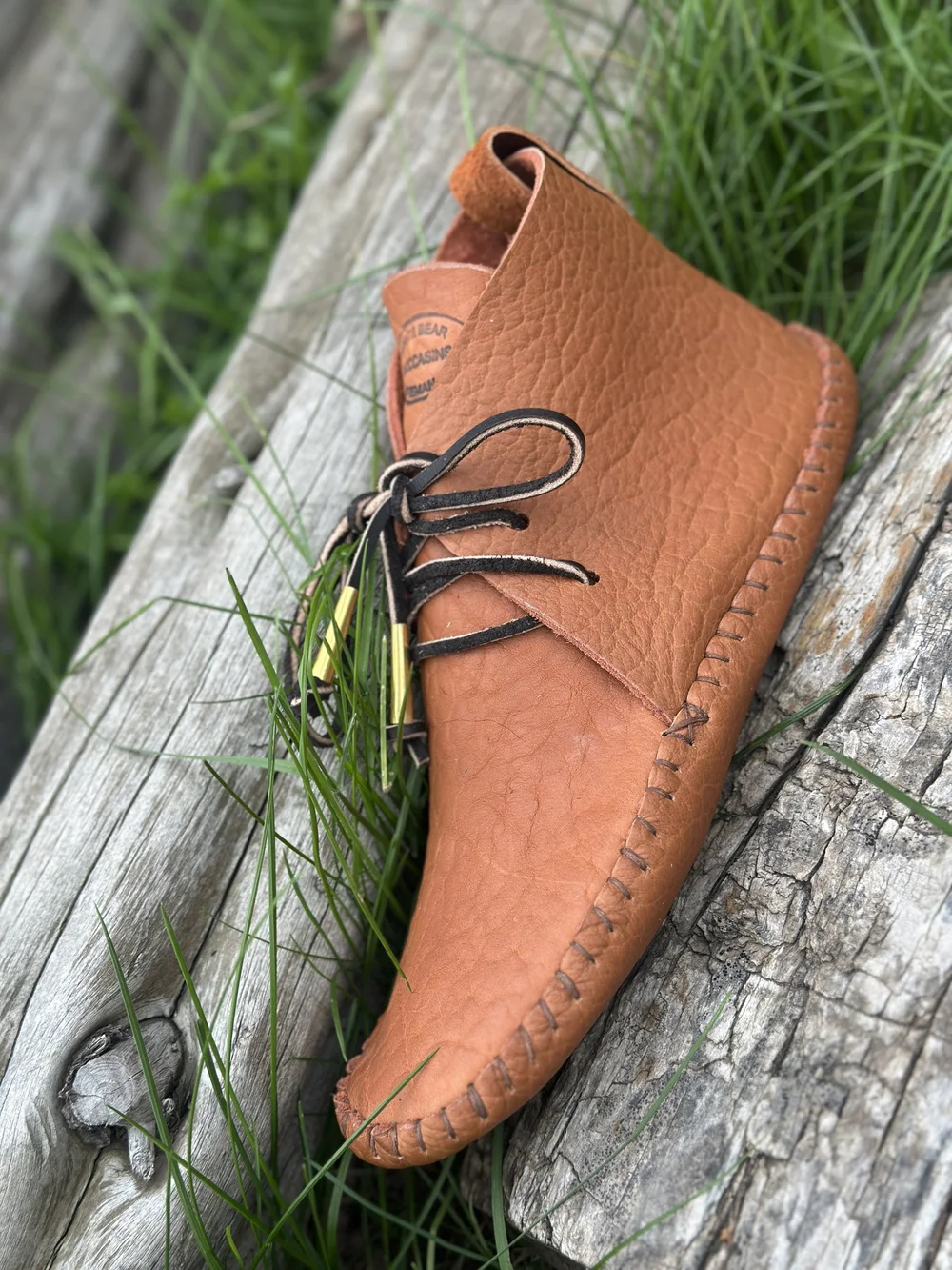 Chukka Moccasins — WHITE BEAR MOCCASINS display picture 1