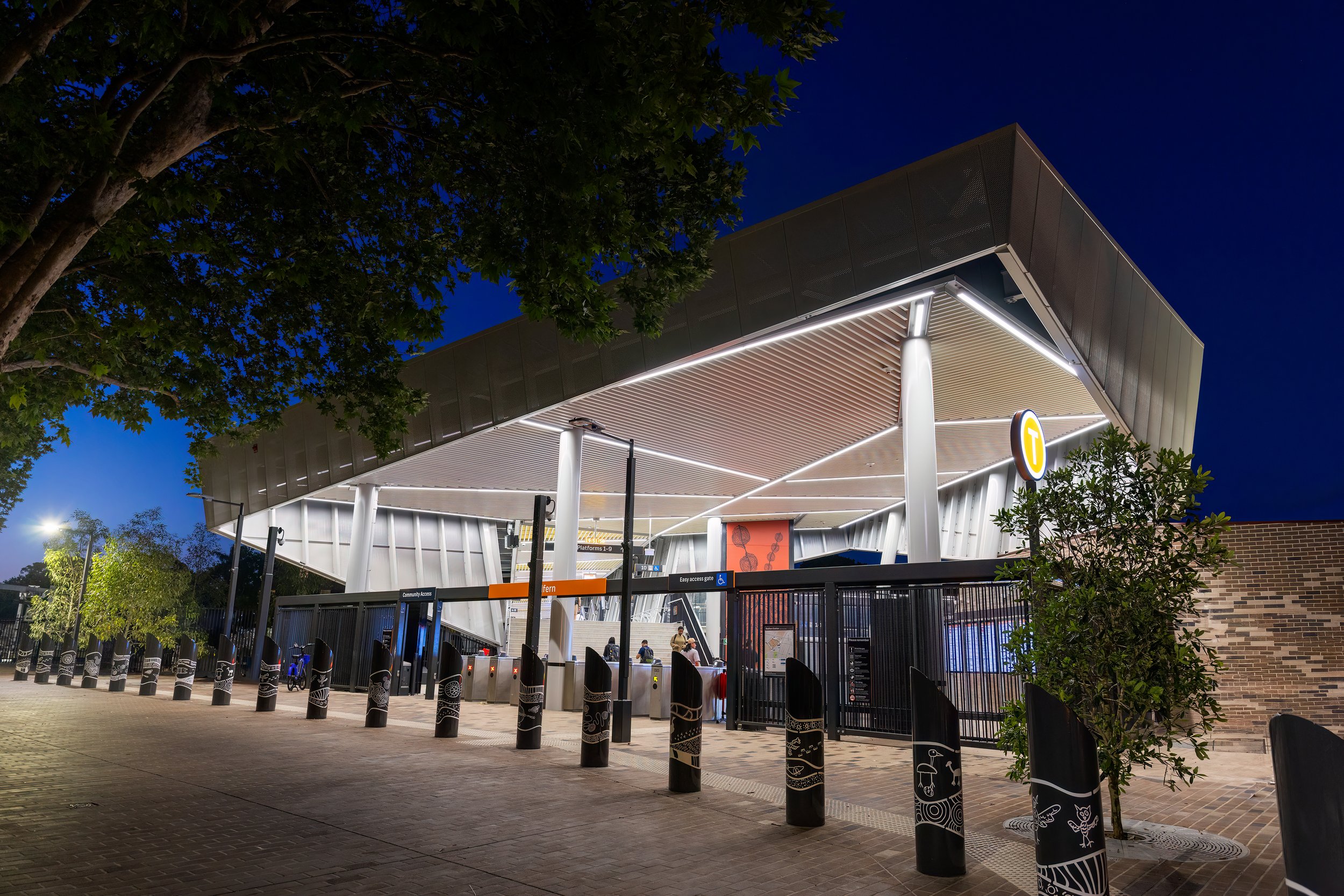 Austube - Redfern Station 