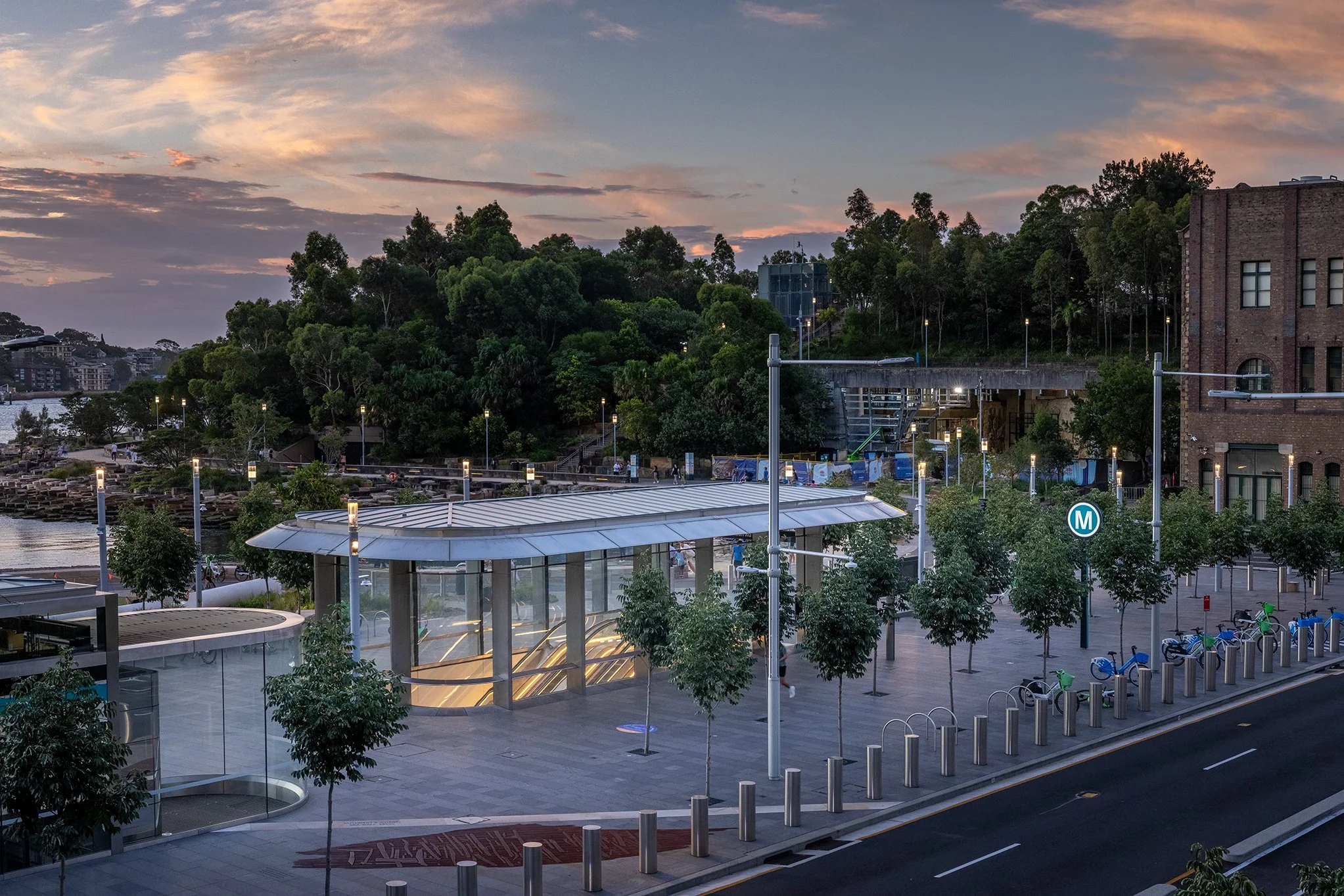 Austube - Metro Station Project