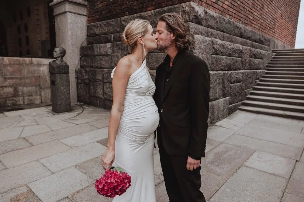 &rdquo;All you need is love.&rdquo; ~ Lennon ✨

Simple and true words, and this day was all about that. Because when two hearts say YES, everything lights up.

For Rebecca &amp; Markus who are expecting a new little life, their moment felt like a tri