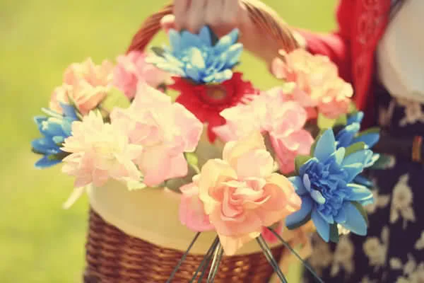Summer Sailor, Hat Of Flowers