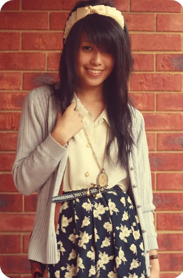 Ruffle Strap Heels & a Vintage Floral Skirt