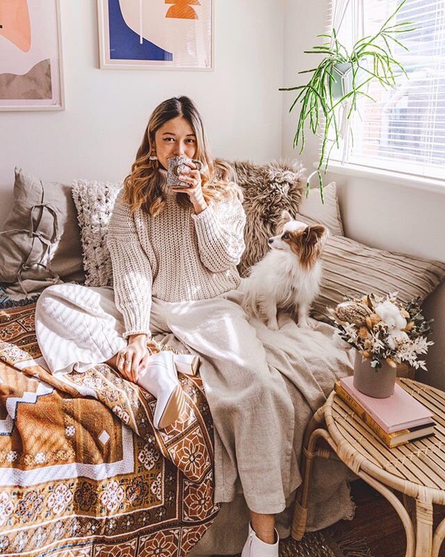 Love discovering and sharing brands like @humiditylifestyle. I came across this Western Australia based sustainable fashion label and fell in love with their gorgeous pieces that are designed to wear year after year. 🌿 This is the cosiest outfit per