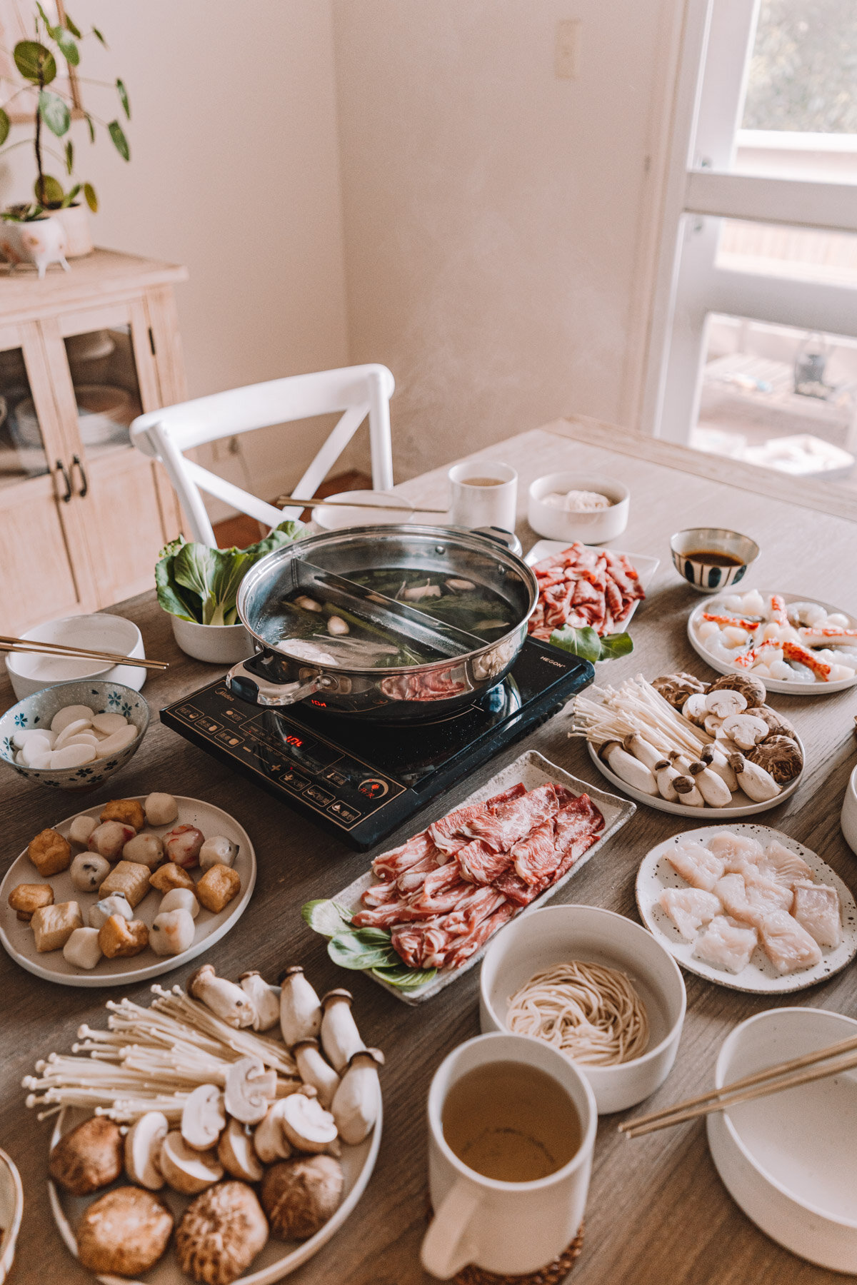 How to Prepare Chinese Hot Pot (SteamBoat) At Home - The Ultimate