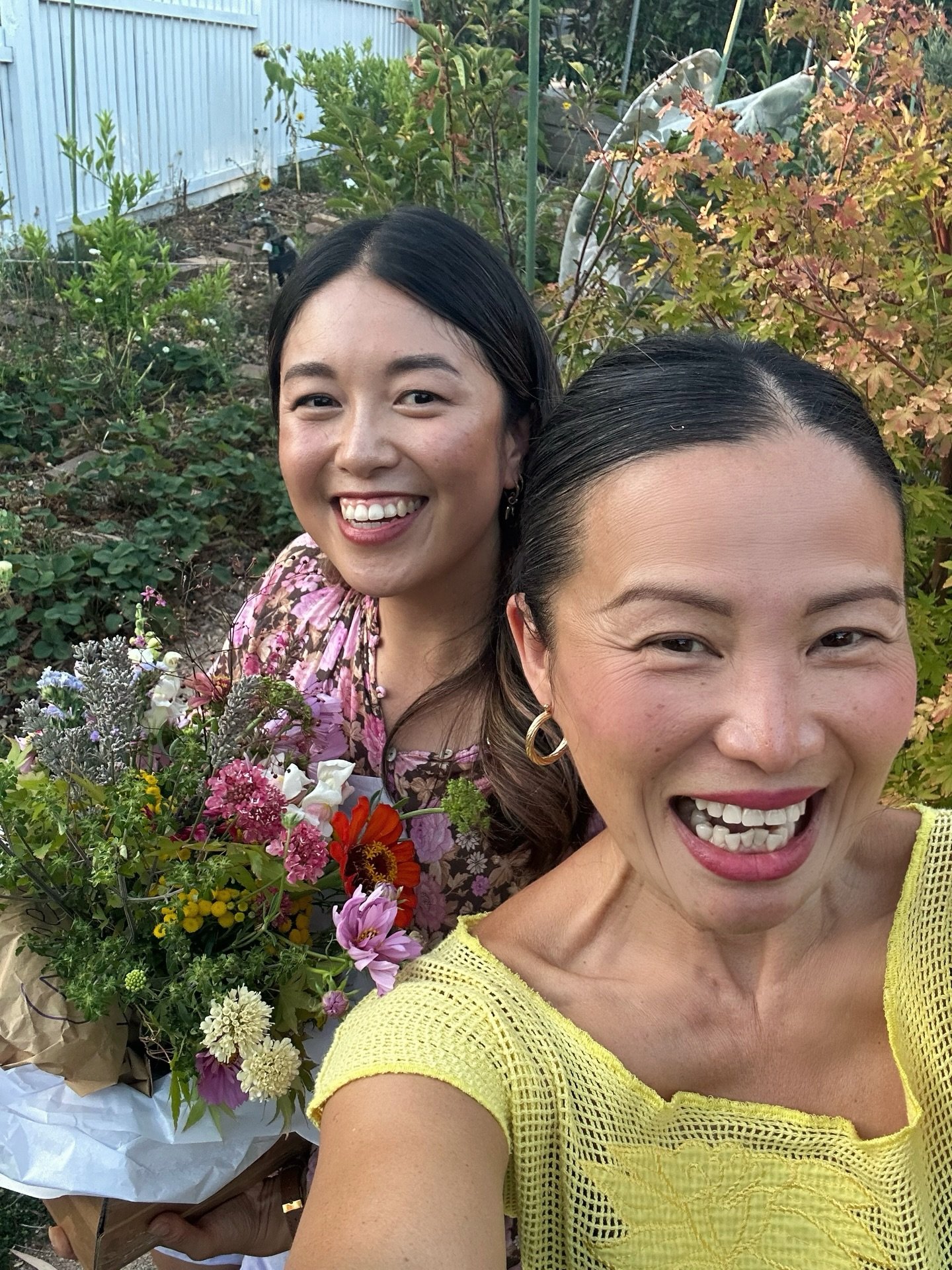 Sharing a snippet from an afternoon back in February, when Queen @pohlingyeow came to visit my actual Asian Veggie Patch, to chat about mutual hobbies and visit my quails. Poh IRL is exactly how I imagined her, grounded, passionate, gracious and kind