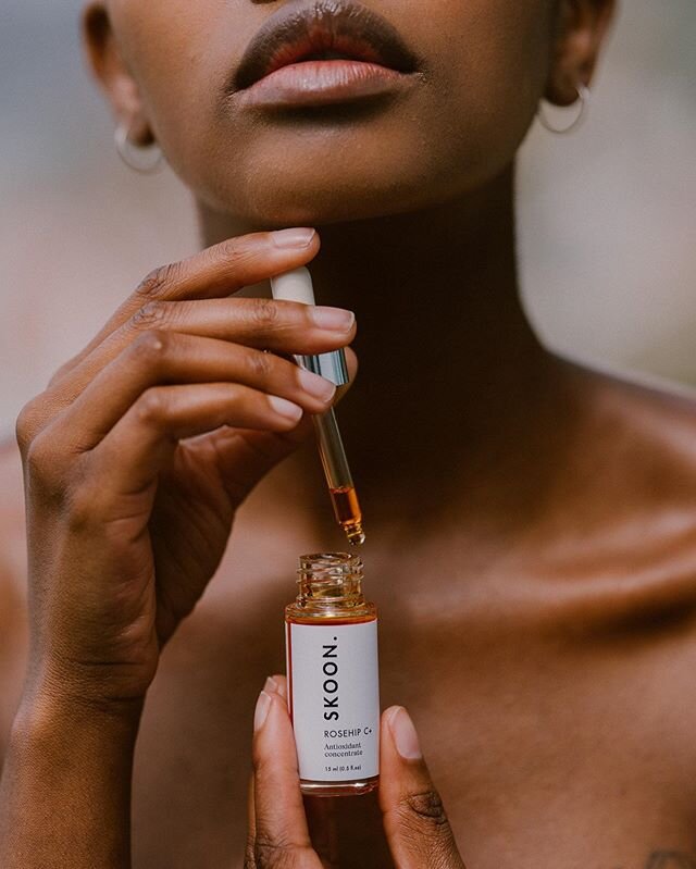 Rose hips don&rsquo;t lie @skoonskin
-
Creative direction: @grand_central_studio 
MUA: @makeupanddelight 
Location: @the_lightship