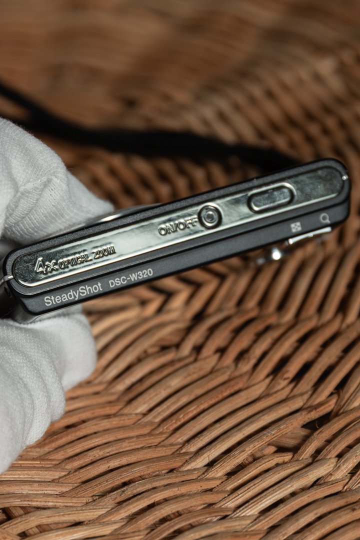 Sony cybershot-3.jpg