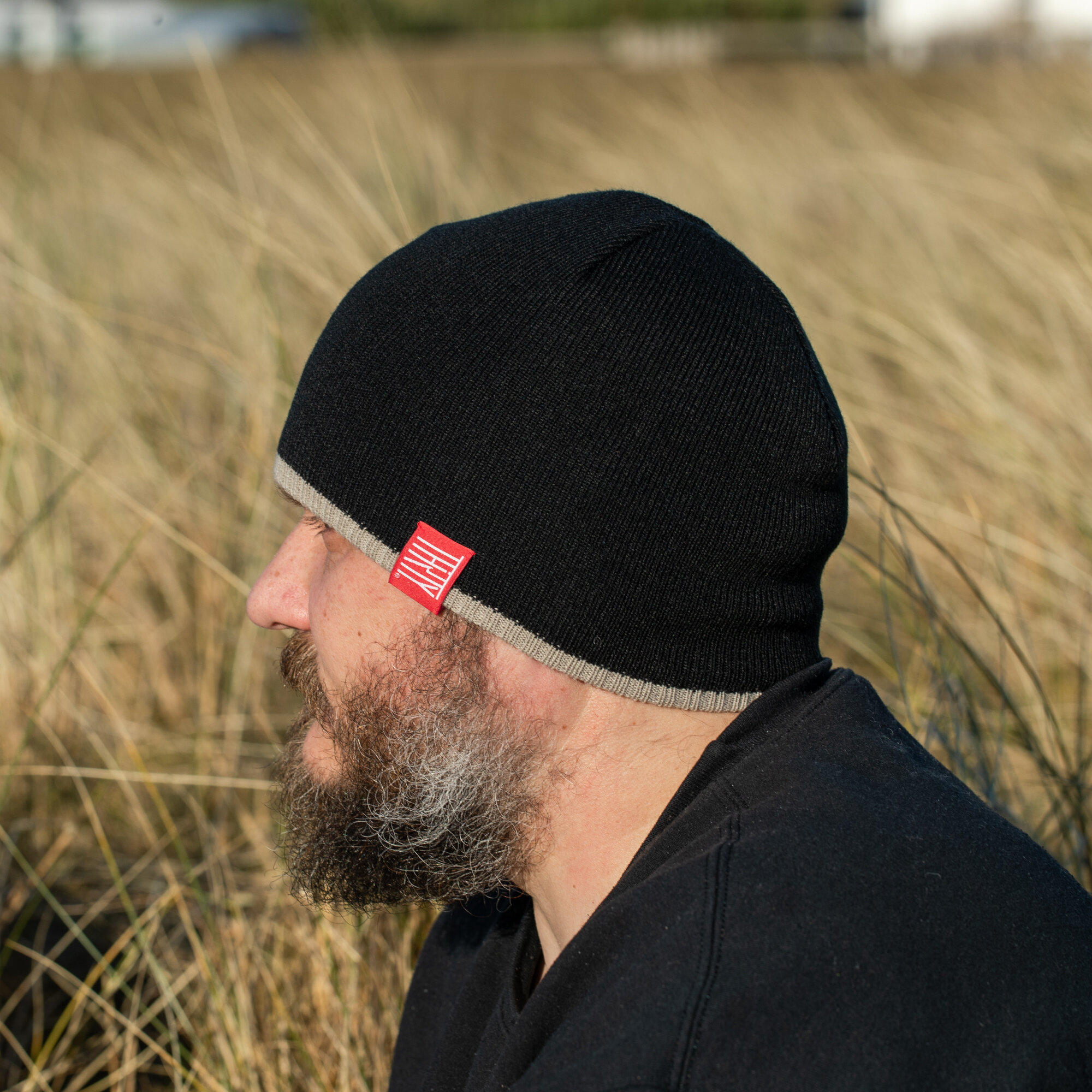 THIRTY-SQUARE-two-tone-beanie-ecru-black-2415.jpg