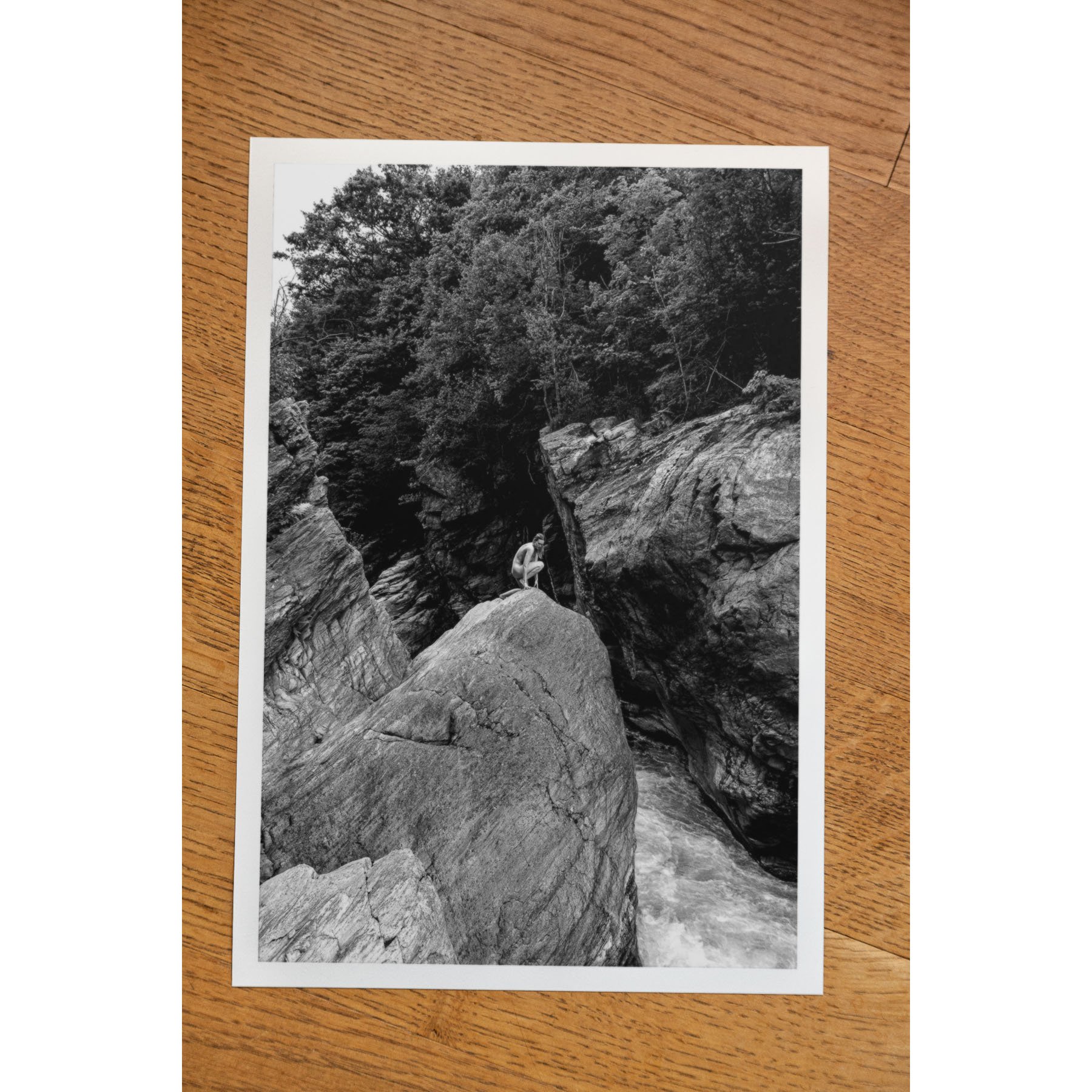 MARLEYMagazine_ArthurHuberLegrand_Luiza_Cascata_2_A736677-Modifier-1920_print_squared.jpeg