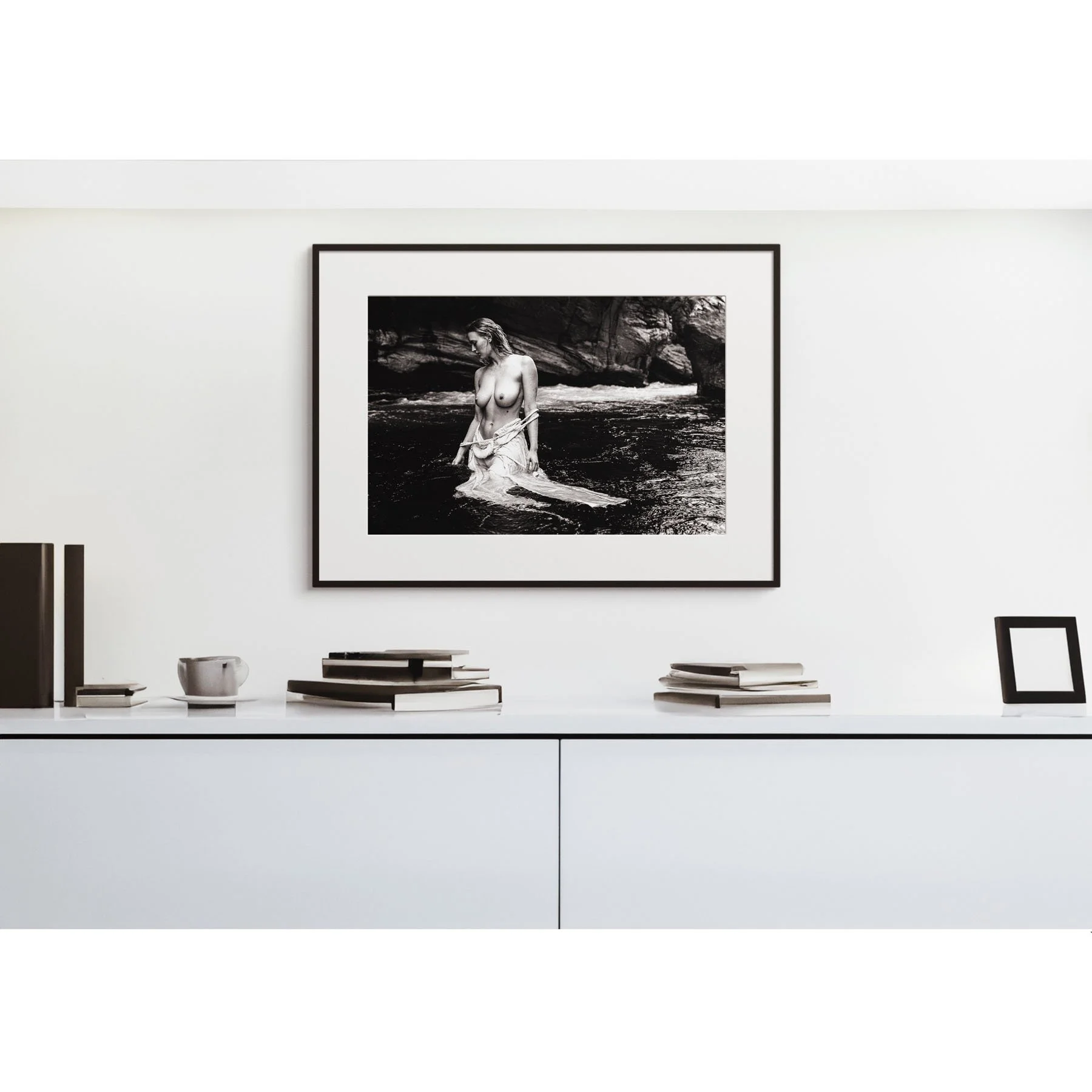 MARLEYMagazine_ArthurHuberLegrand_Luiza_Cascata_5_A736862-Modifier-1920_framed_square.jpeg