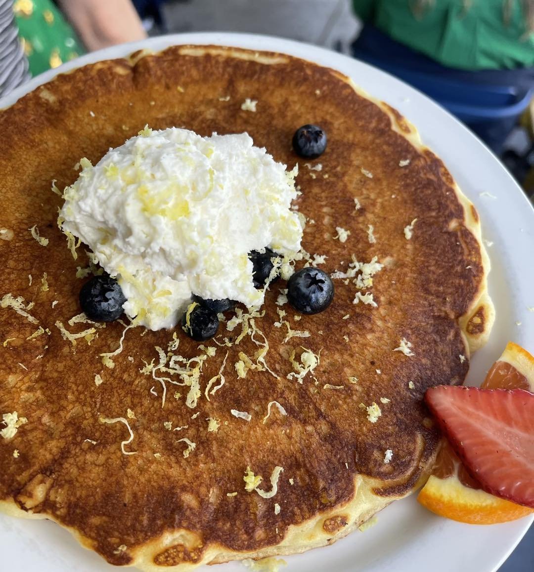 Happy Earth Day! 

Today&rsquo;s Blueberry Lemon Pancakes are looking sooo Good!