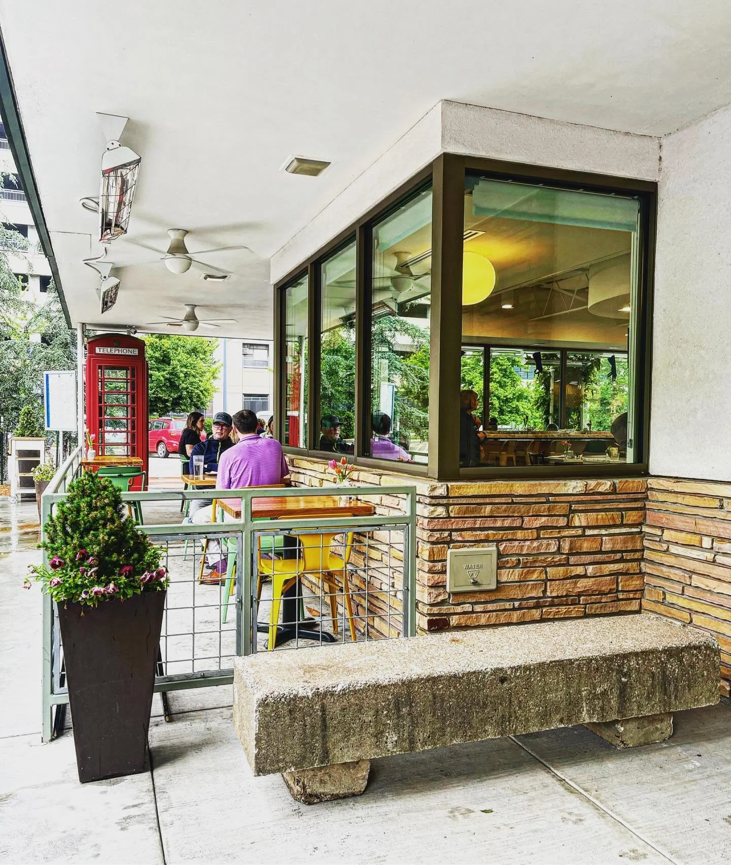 Closed tomorrow &amp; Wednesday for some spring cleaning and fix-ups&mdash;but don&rsquo;t worry, we&rsquo;ll be back Thursday morning bright and early with breakfast waiting for you! 🍳🥞