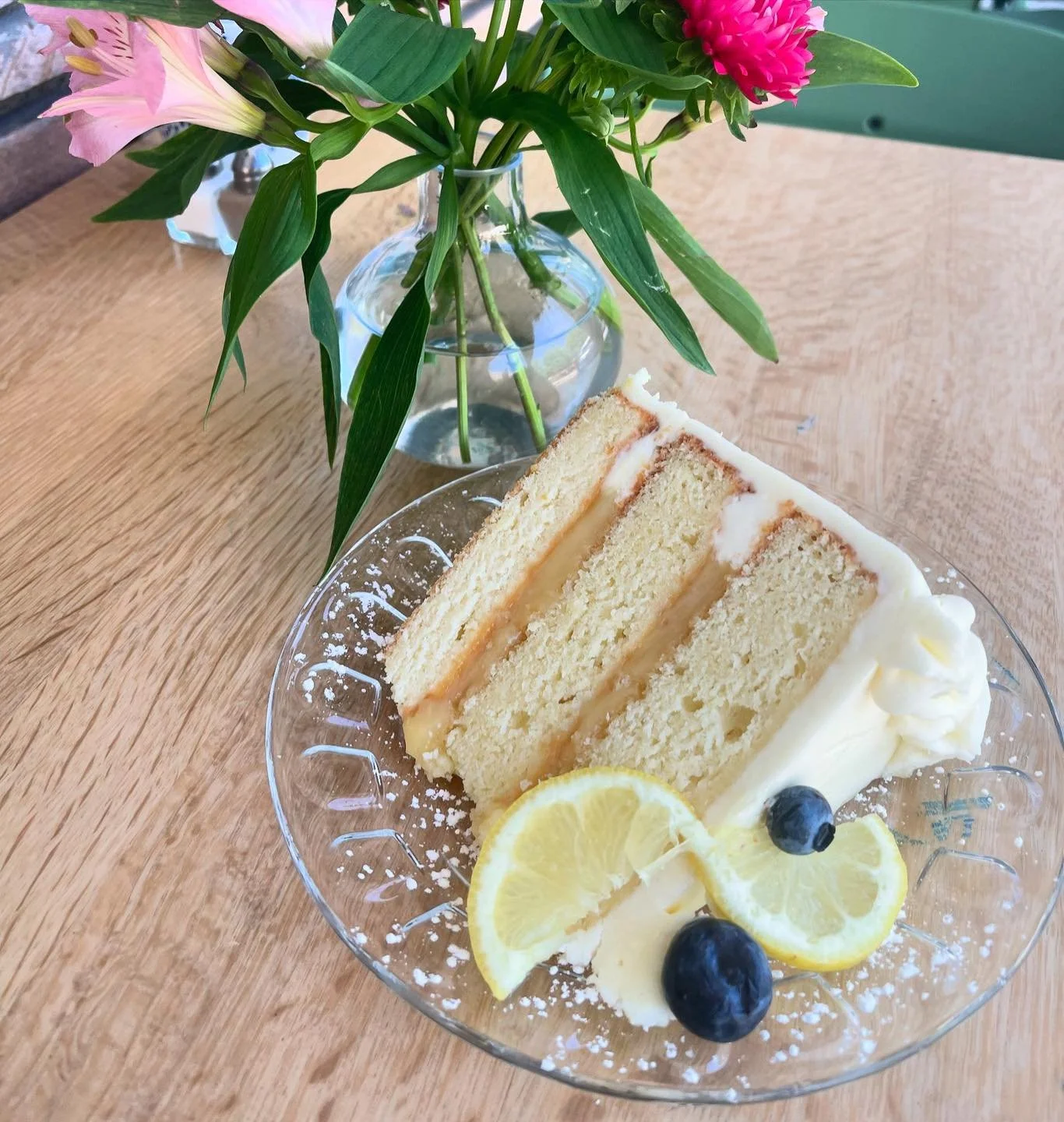 Today&rsquo;s Special Slice - Lemon Curd Cake
