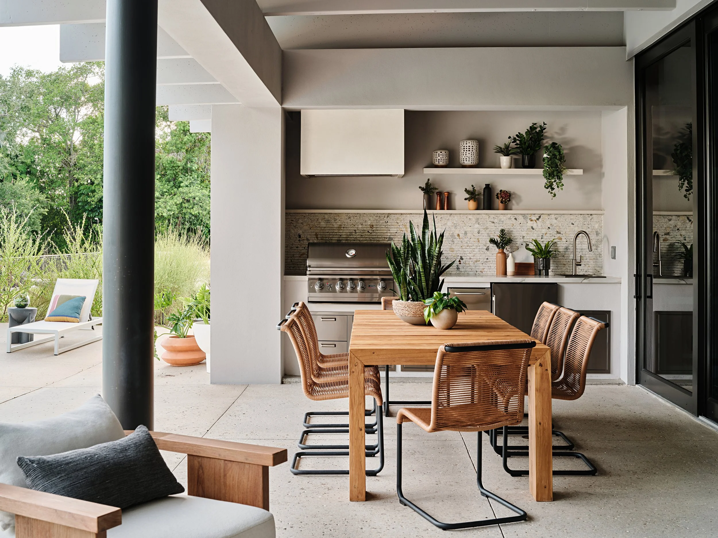 Outdoor kitchen and dining area in Miami, Florida.