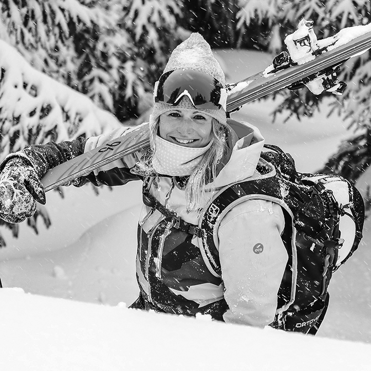 ❮ REGI ❯ Regina Wintersteller