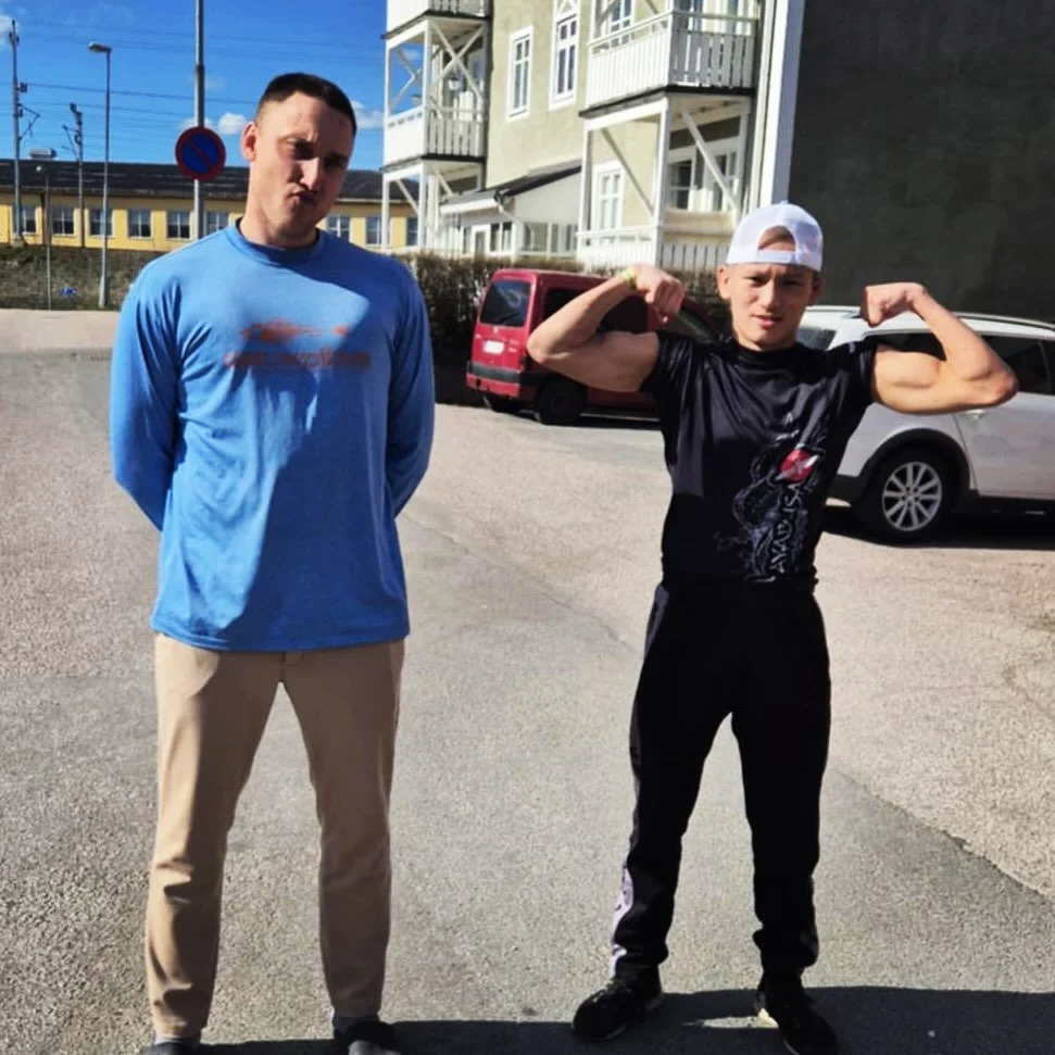 Strax innan sommaruppeh&aring;llet gick dessa tv&aring; herrar upp i thaiboxningsringen i Halmstad f&ouml;r att testa sina f&ouml;rm&aring;gor under ledning av coach @brodd_77 och lagkamraten @joelgrolander.

Leo Artborg (@leo.artborg) som har erfare