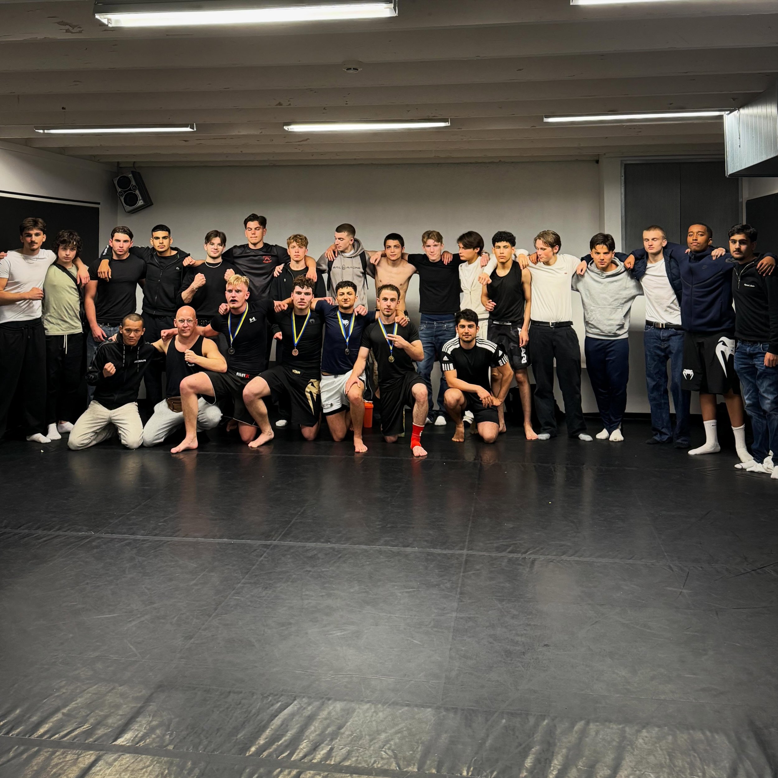I helgen som var &aring;kte hela 18 av v&aring;ra fighters till GBG f&ouml;r att t&auml;vla i Westside Submission Wrestling Tournament! Efter magiska prestationer slutade vi som n&auml;st b&auml;sta klubb av totalt 14 klubbar som var p&aring; plats! 