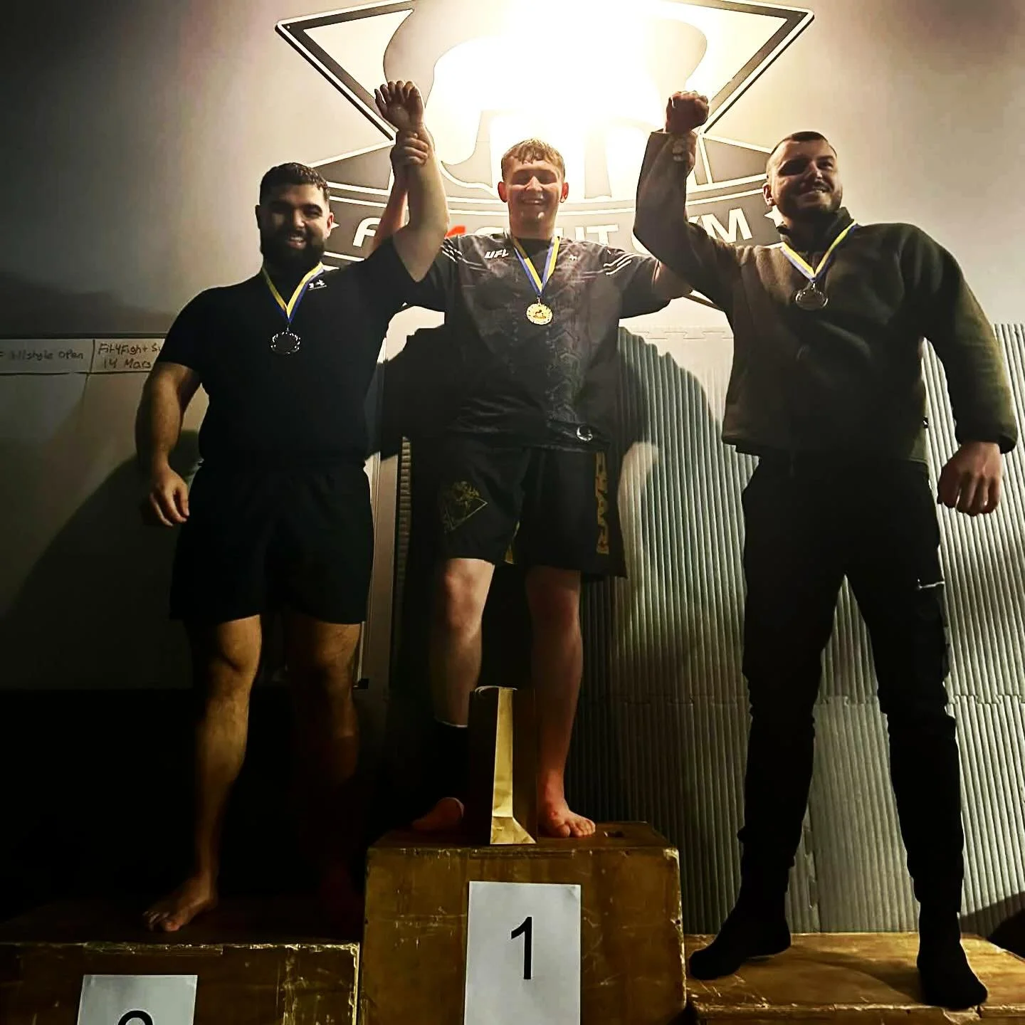 Guld i dagens grapplingturnering f&ouml;r Alings&aring;s egen Azimov &rdquo;Adam&rdquo; Adrachman (@az009500) efter en imponerande insats i tungviktsklassen! N&auml;sta helg g&aring;r f&auml;rden vidare in i Danmark f&ouml;r ADCC! 🏆
