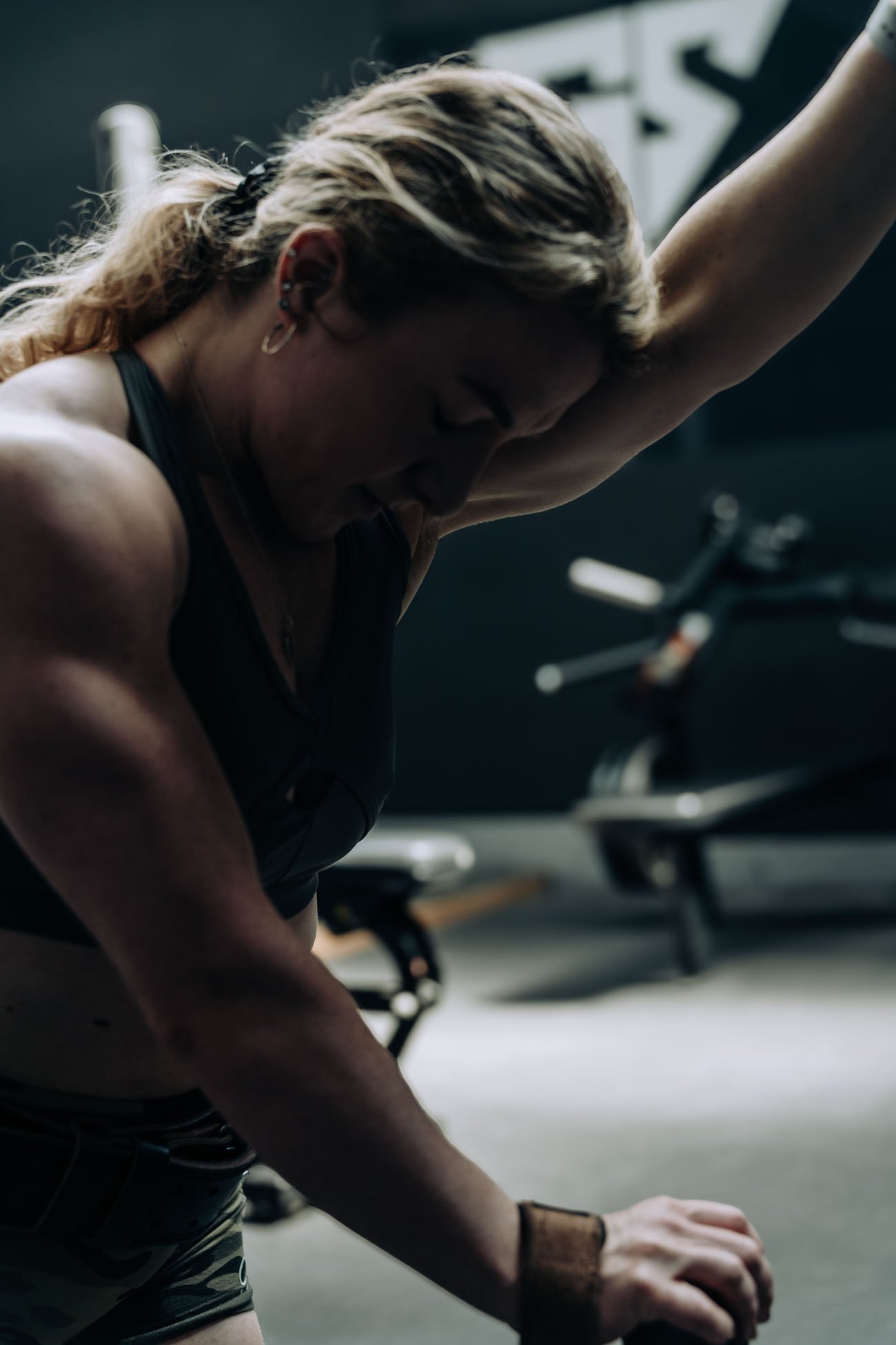 female-bodybuilder-exhaustion.jpg