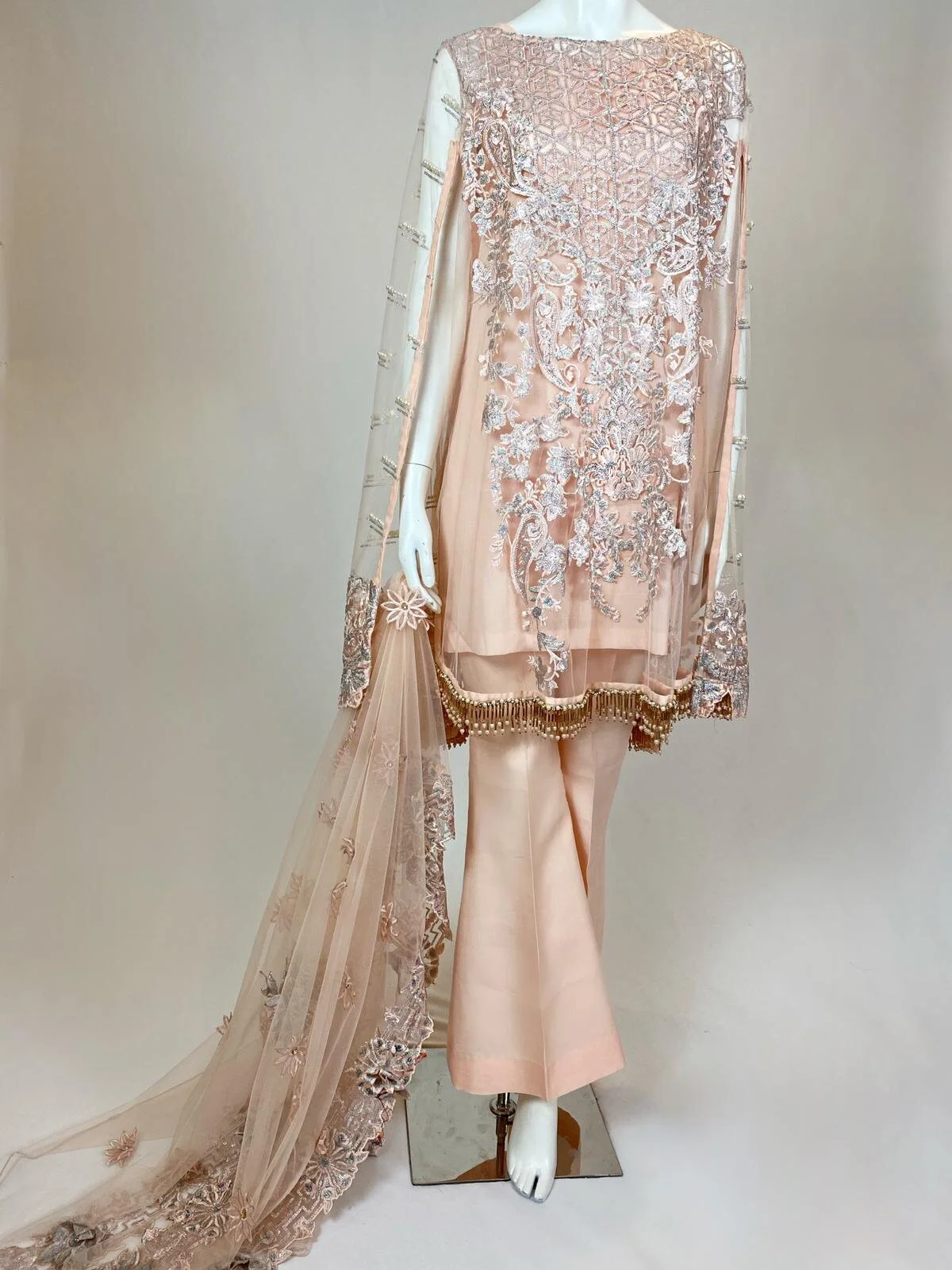 0165EBBC-0076-4B4C-9763-7C2F376FDB2F