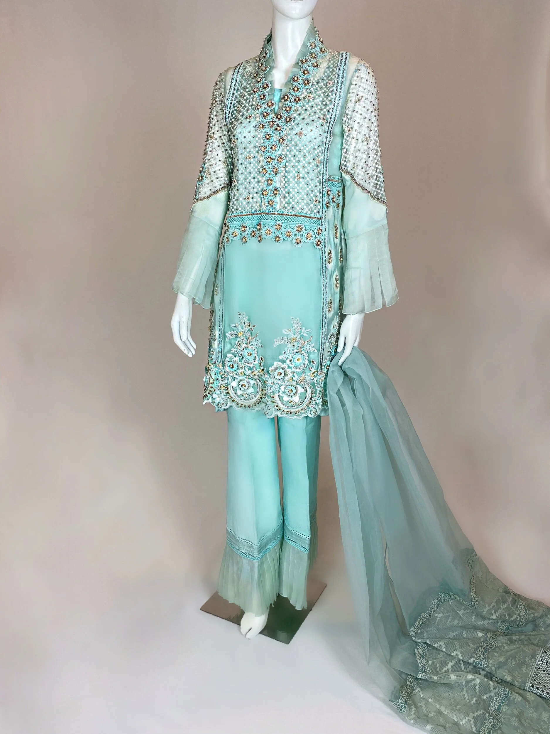 4AD783CA-9D88-43F3-8AEB-8C2CAFDB6272