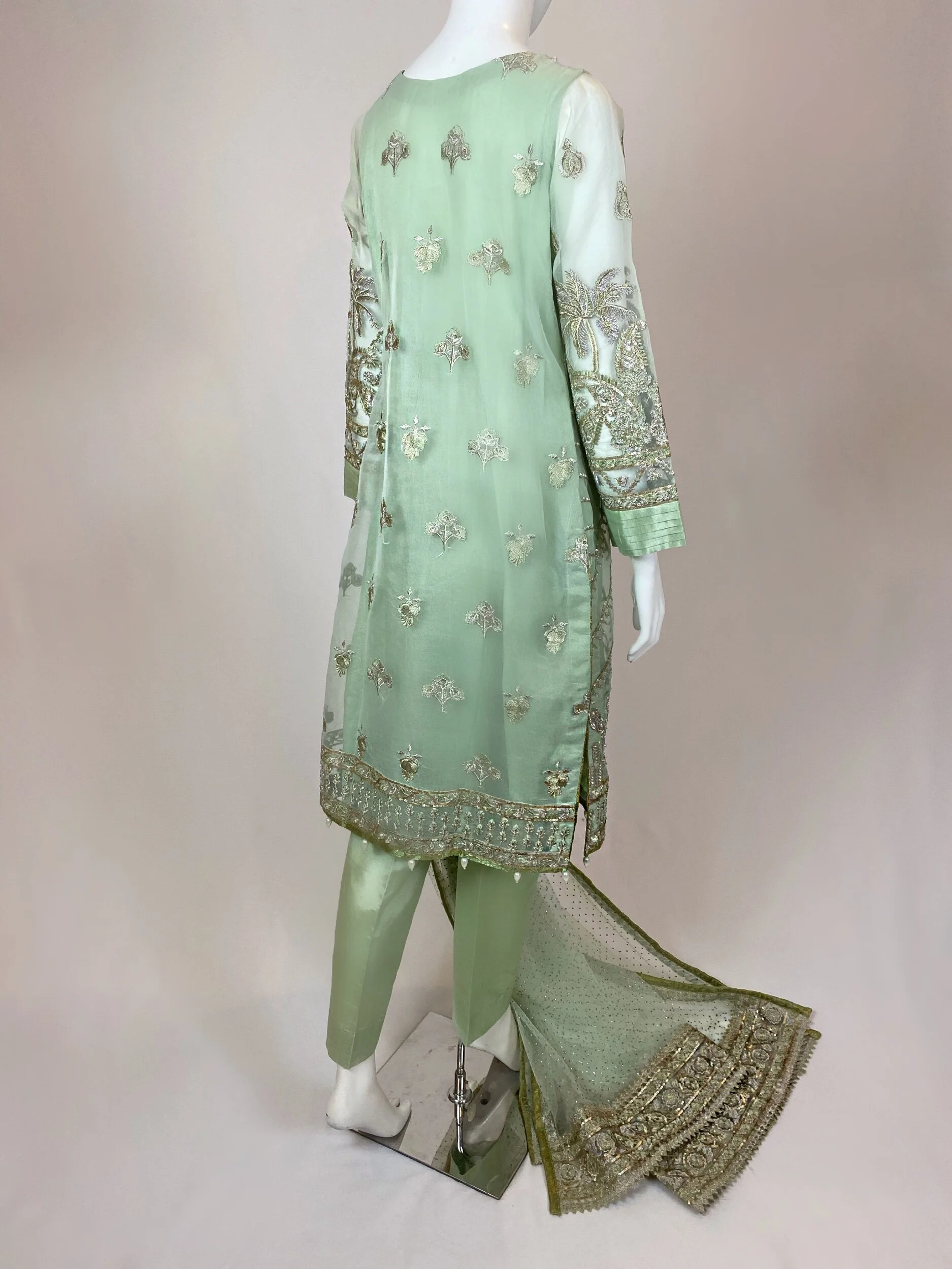 32B9ADDF-D1CB-4454-9B6F-AD8FD5E7ADC9