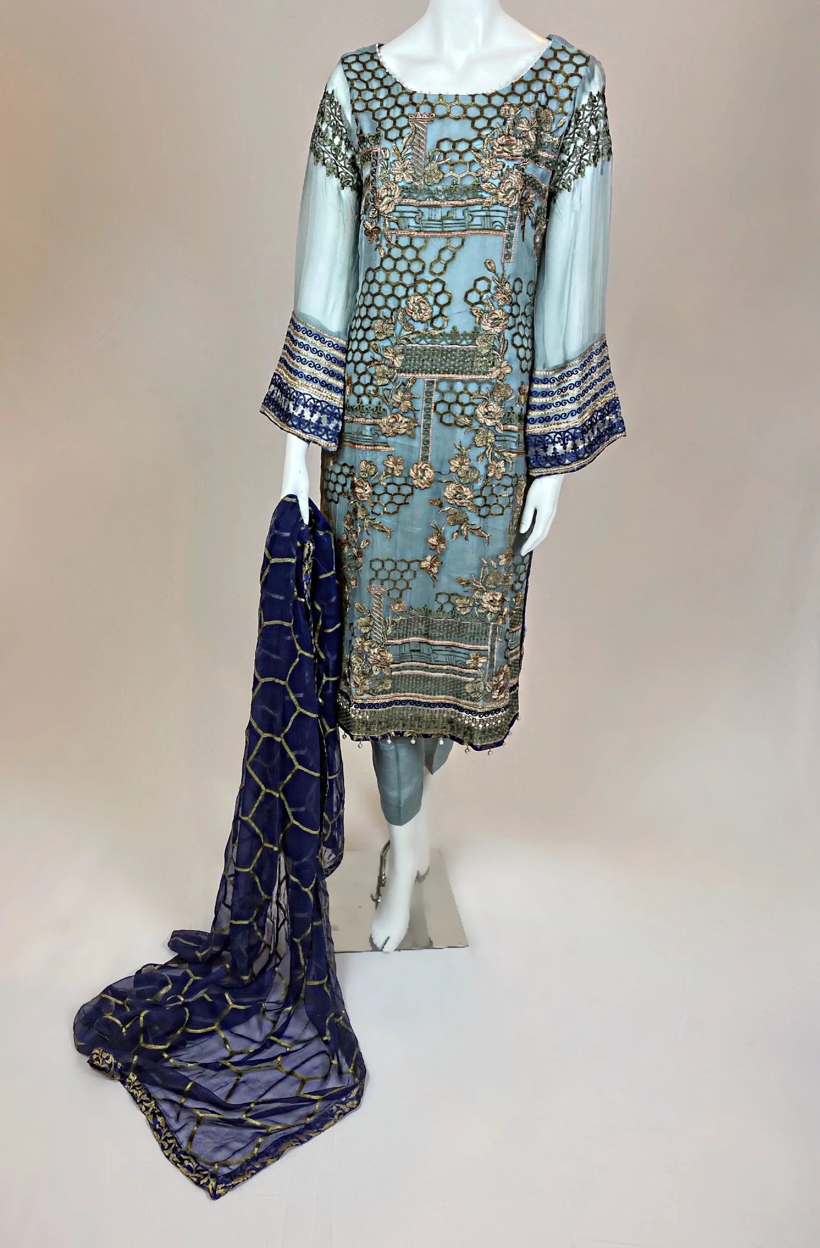 5246E3A5-EFCA-477A-B218-5857F6686850