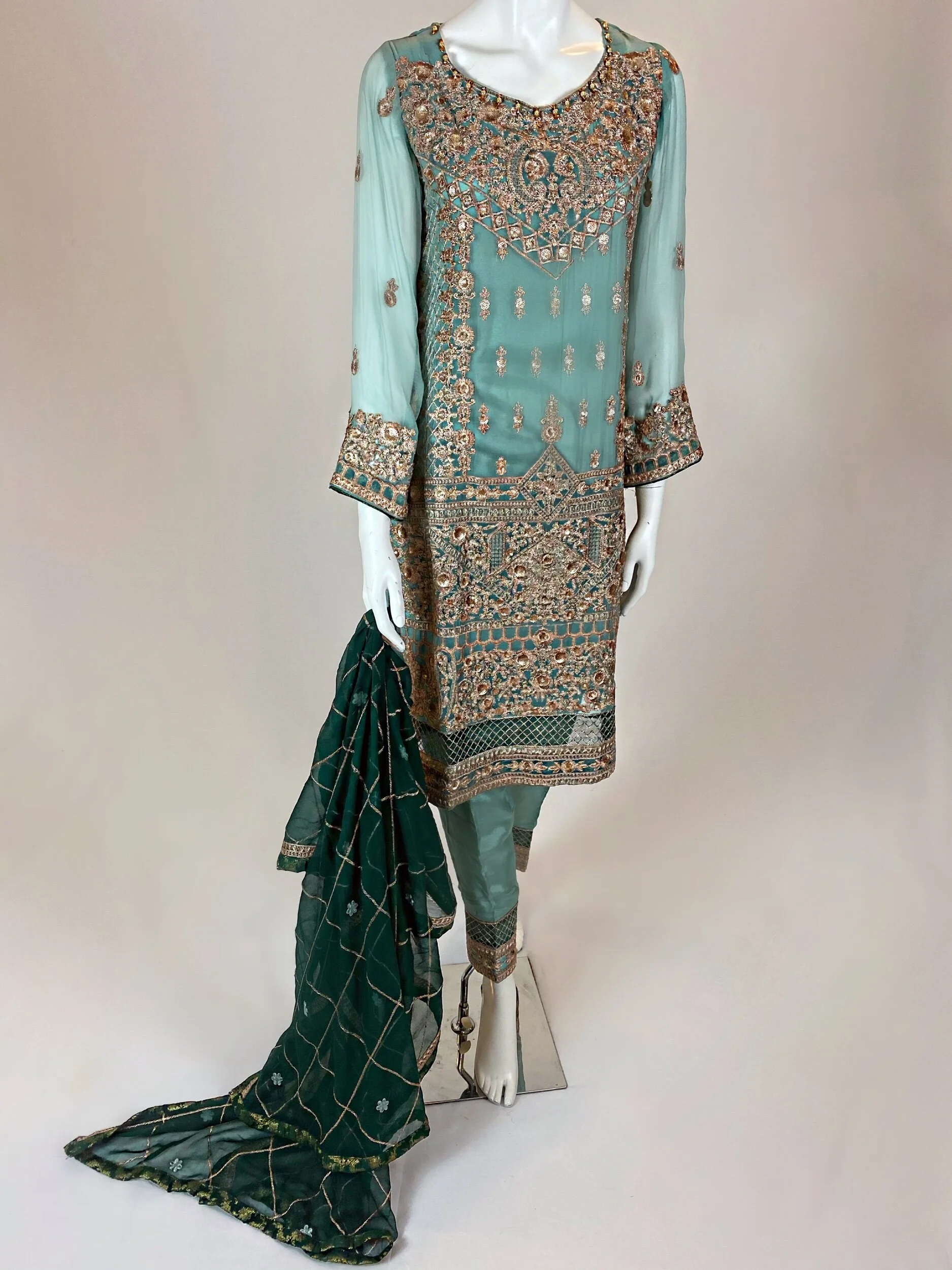 943E8D37-2E55-4FD5-A675-6C17BBC04FA2