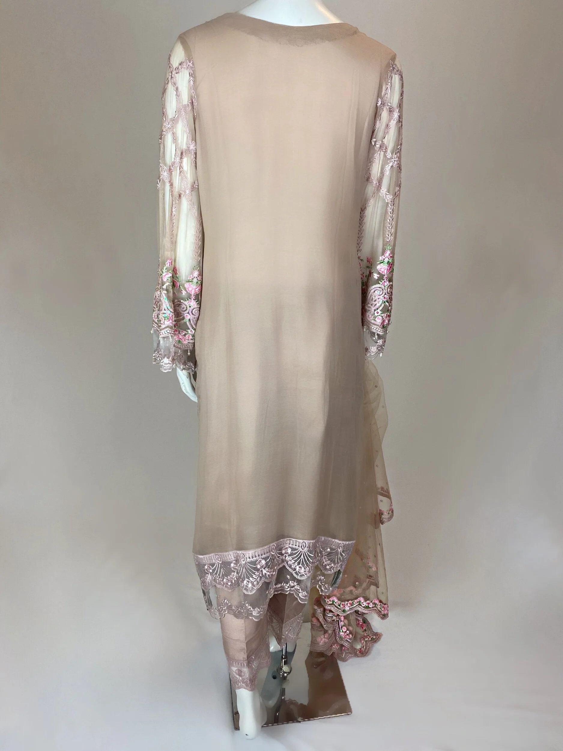 E0C4746D-1318-4B64-AF1C-F3DB3613A3AE