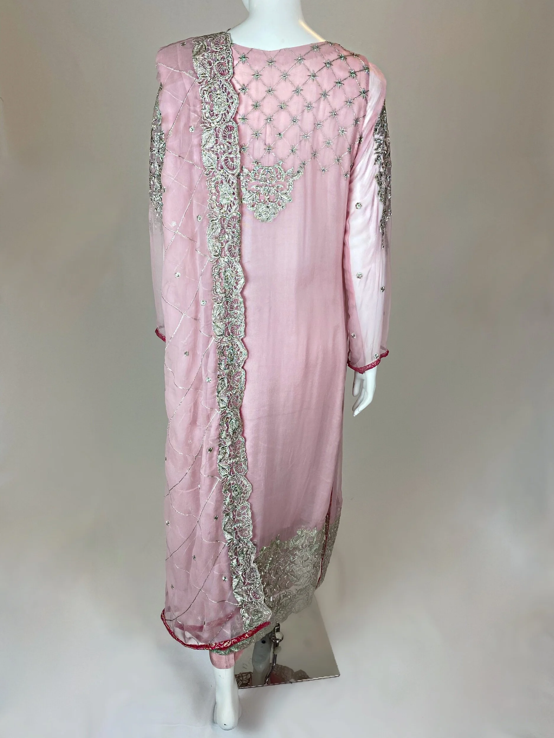 F8C8D8A5-4C9D-4827-93C1-540CF6FC311C