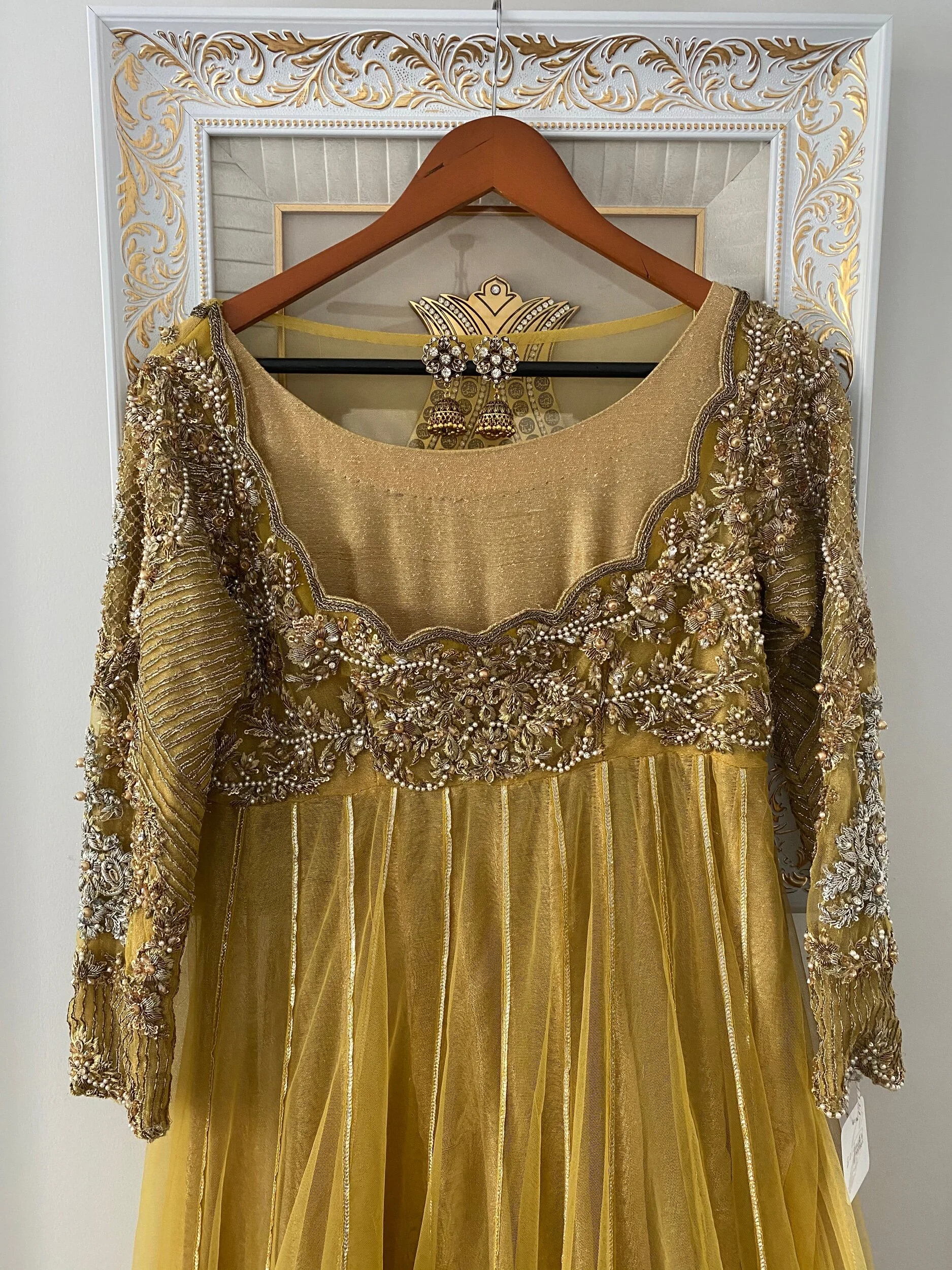 F7D30EF2-521B-414E-AF6F-56AD9F8652AC