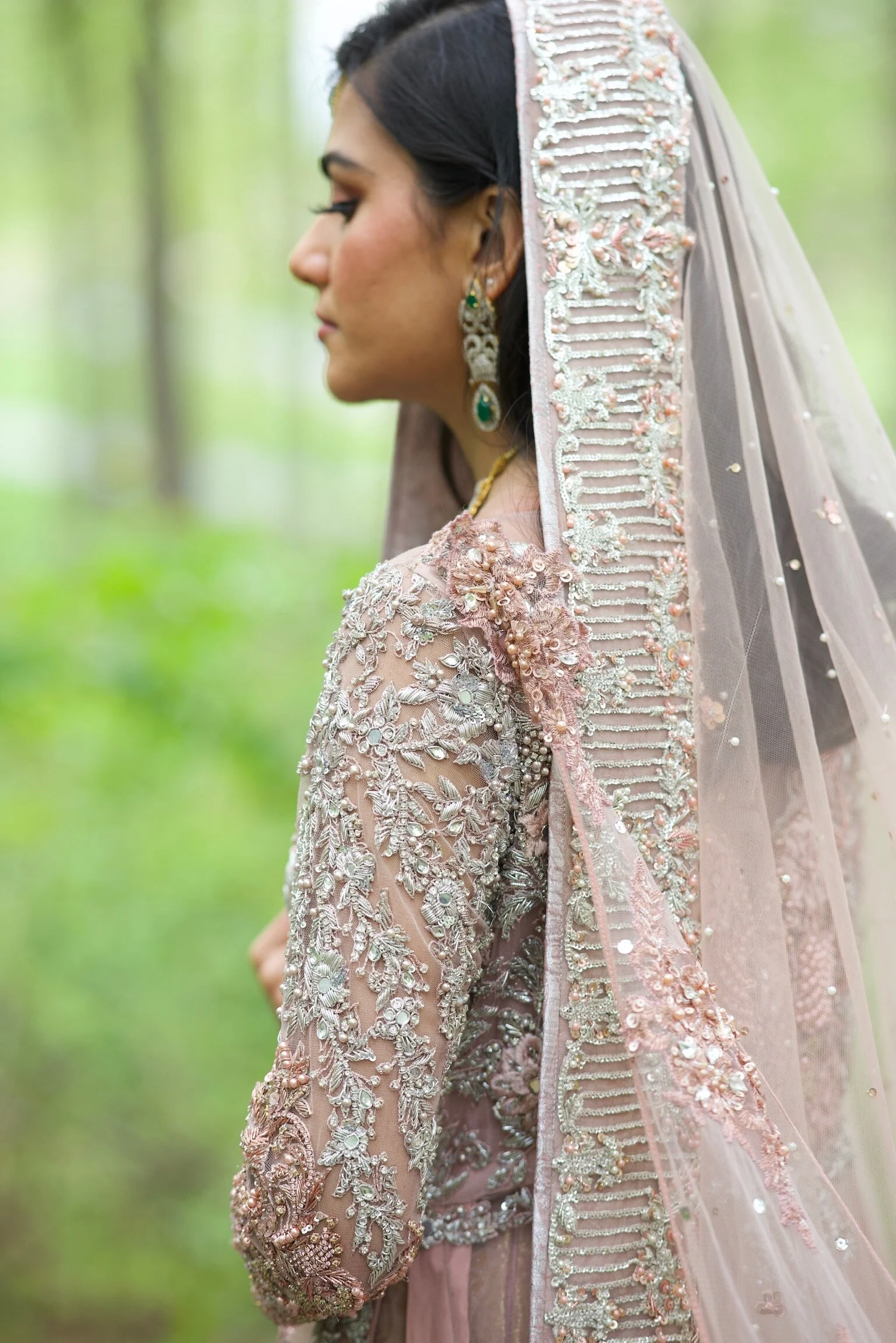 86321A94-007F-4AA6-BEF7-878BFC637118