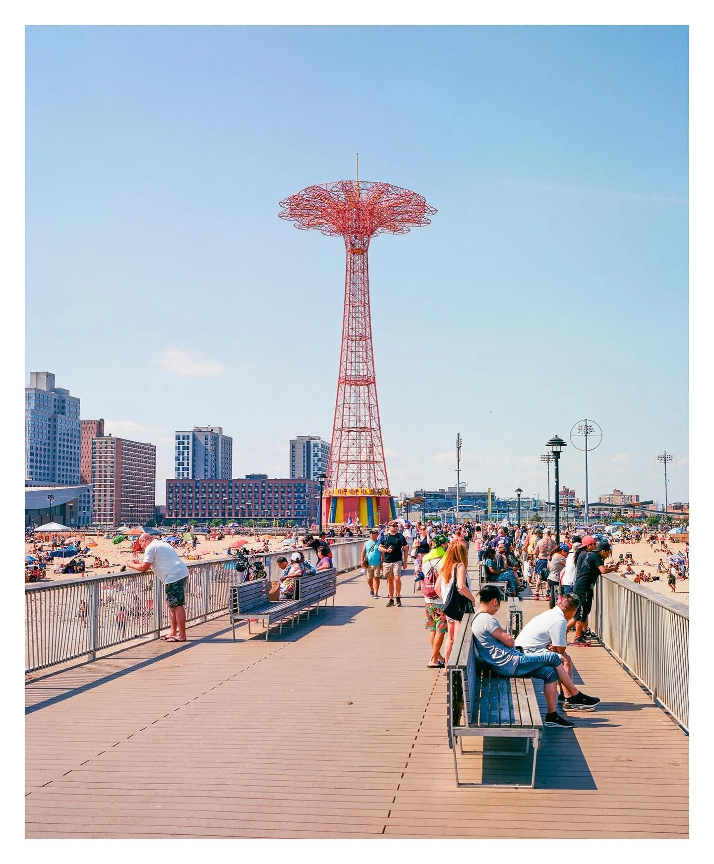 memorial day on the boardwalk

______

#mediumformat #mamiya #mamiya7ii #120film #kodakektar100 #ektar100 #madewithkodak #shotonfilm #drivebyfilm #shootfilmmag #boxspeedfeature #coneyisland #coneyislandboardwalk