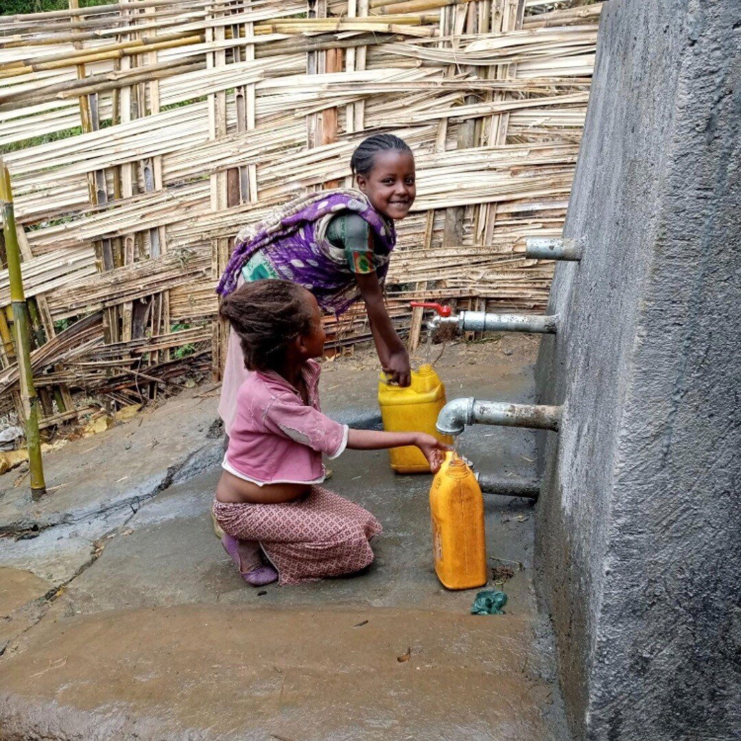 Celebrate World Water day by sponsering a child to have access to clean and safe access to water. Just one bag of coffee changes the story of one Ethopian for the next 20 years! https://btroasters.com/ 💗💗