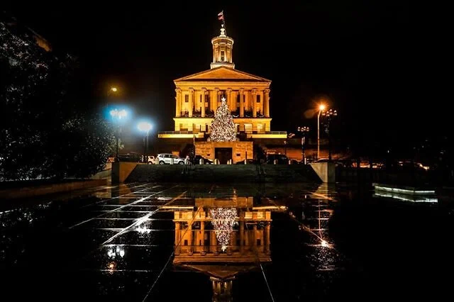 A tender Tennessee Christmas⠀
⠀
⠀
#canon5d #canonphotography ⠀
#nashvilletennessee #nashvilletn⠀
#nashvillephotography #nashvegas⠀
#nashvillechristmas #christmas