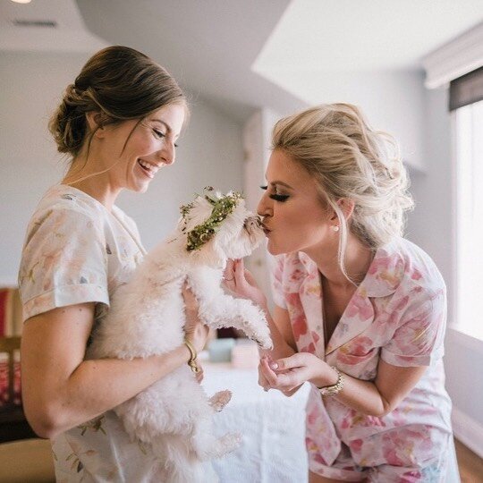 And oldie but a goodie ☺️ I still think this is one of the cutest getting ready pictures of all time. And can we talk about the FLOWER CROWN 😍🤩 My heart. I can&rsquo;t handle the level of puppy cuteness.
Hair and makeup on the stunning bride (right