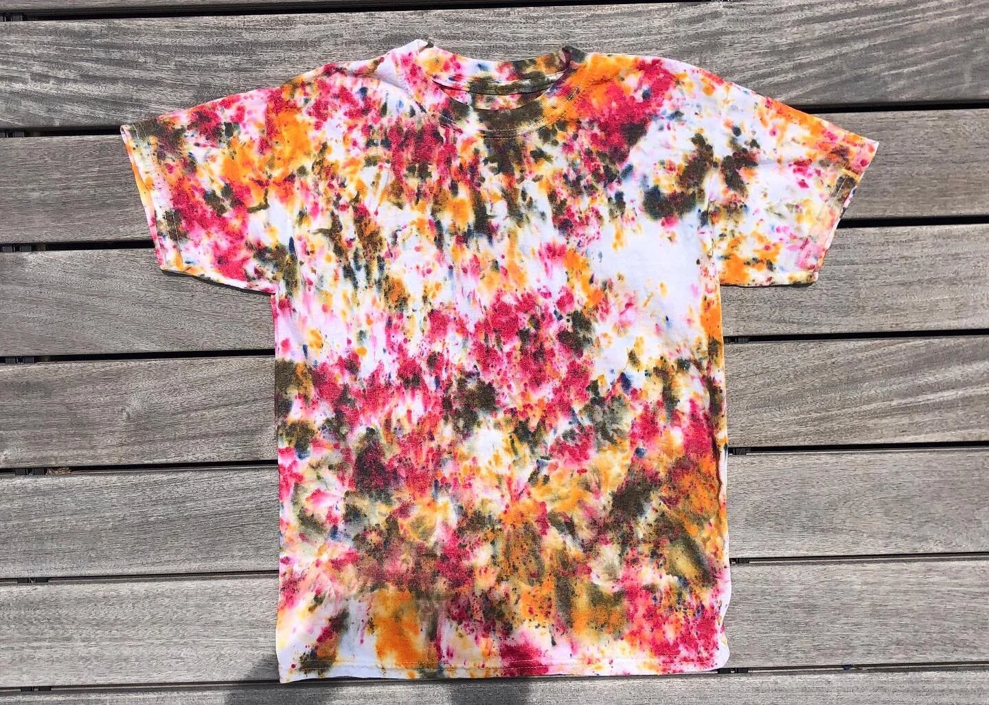 Hanes EcoSmart kids t-shirt. Powdered dye on wet fabric (LOOKS FUCKING COOL) in moss green, golden yellow and red. Size youth-M. $40. $20 goes to @astoria_mutual_aid. #tiedye #tiedyeshirt #tiedyefashion #tiedyelife
