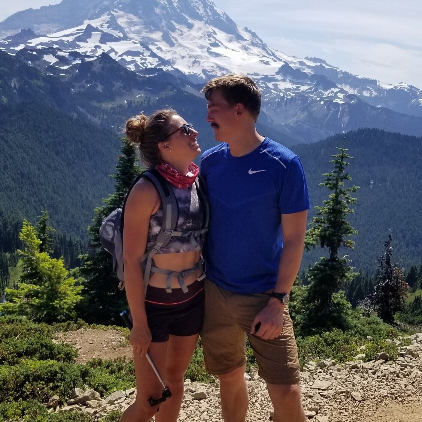 Living Out of a Bus Ed. 7 - Unemployed, Living with the Employed