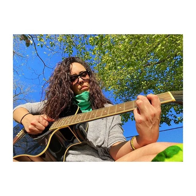 Happy Sunday everyone! Taking in some sun while practicing/reconnecting with this instrument...my playing may not be much, but it&rsquo;s definitely good for my soul to try and continue making improvements. .
.
.
.
#sundays #musician #guitarplaying #