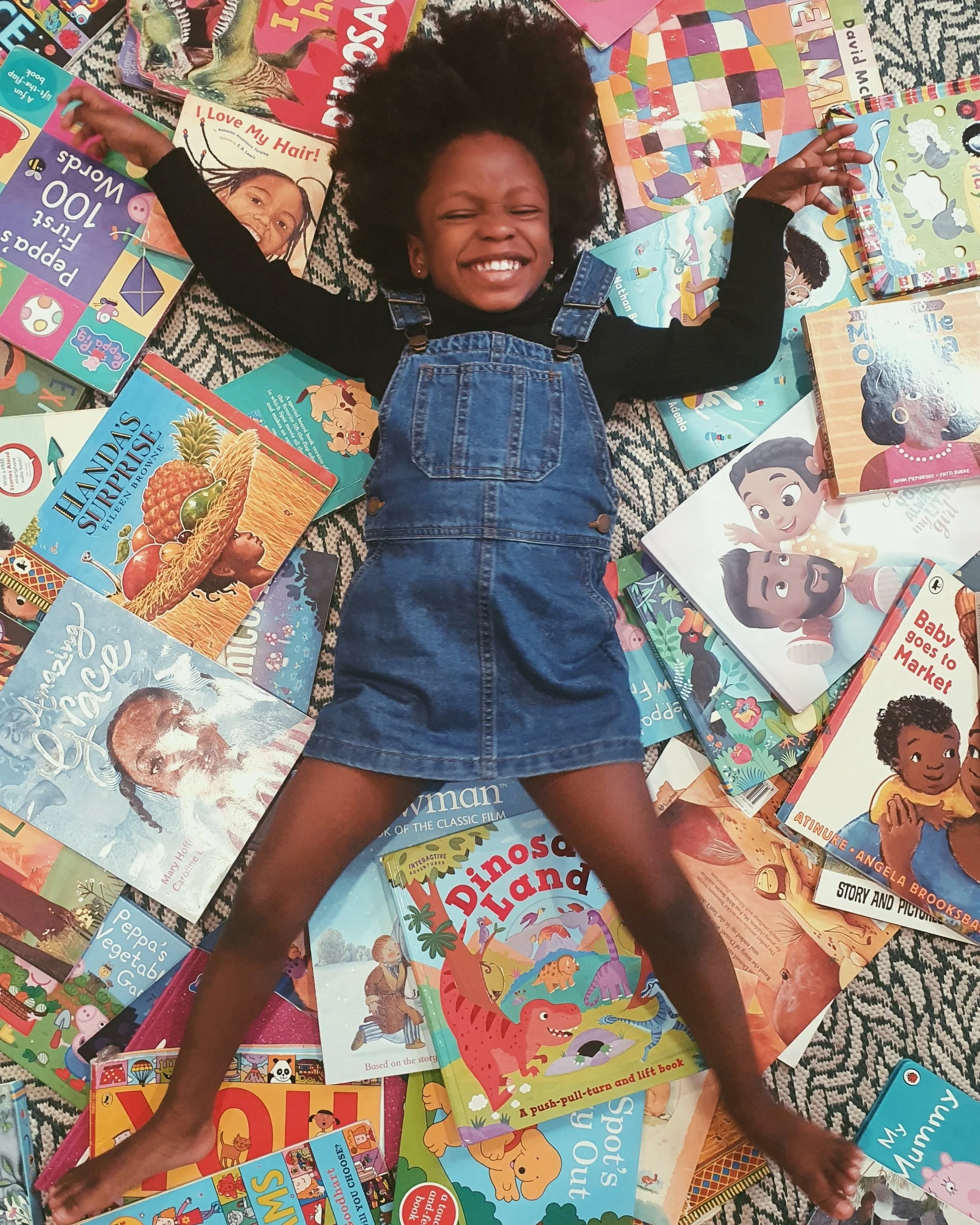 HOW TO RAISE A READER: 5 TIPS FOR PARENTS