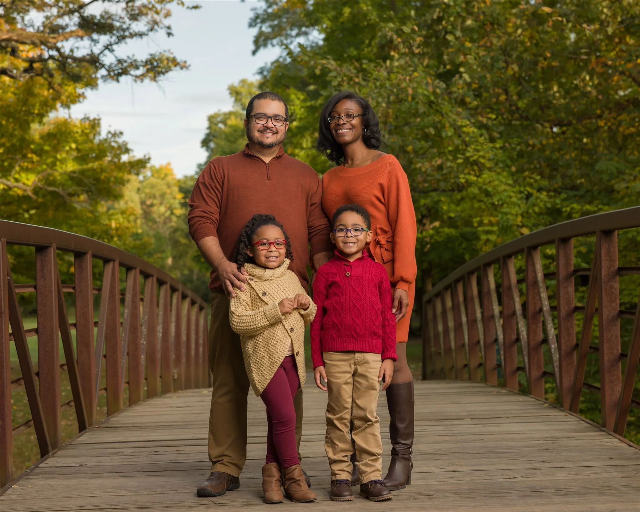 Family Photos at Deep River County Park in Hobart Indiana by Paul Hairlson Photography