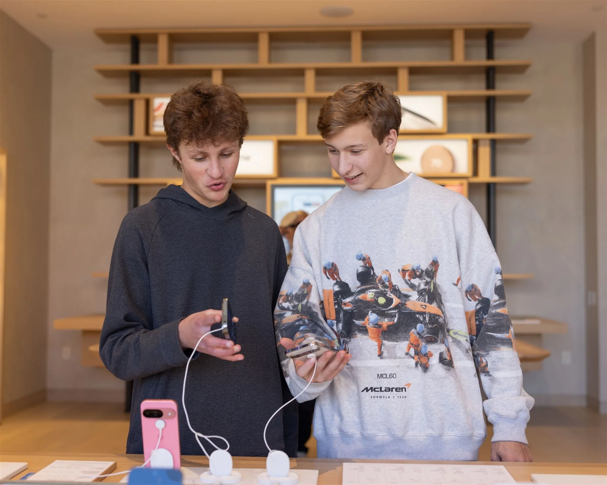 Google Store grand opening  (Oakbrook) photographed by Chicago Event Photographer Paul Hairlson Photography