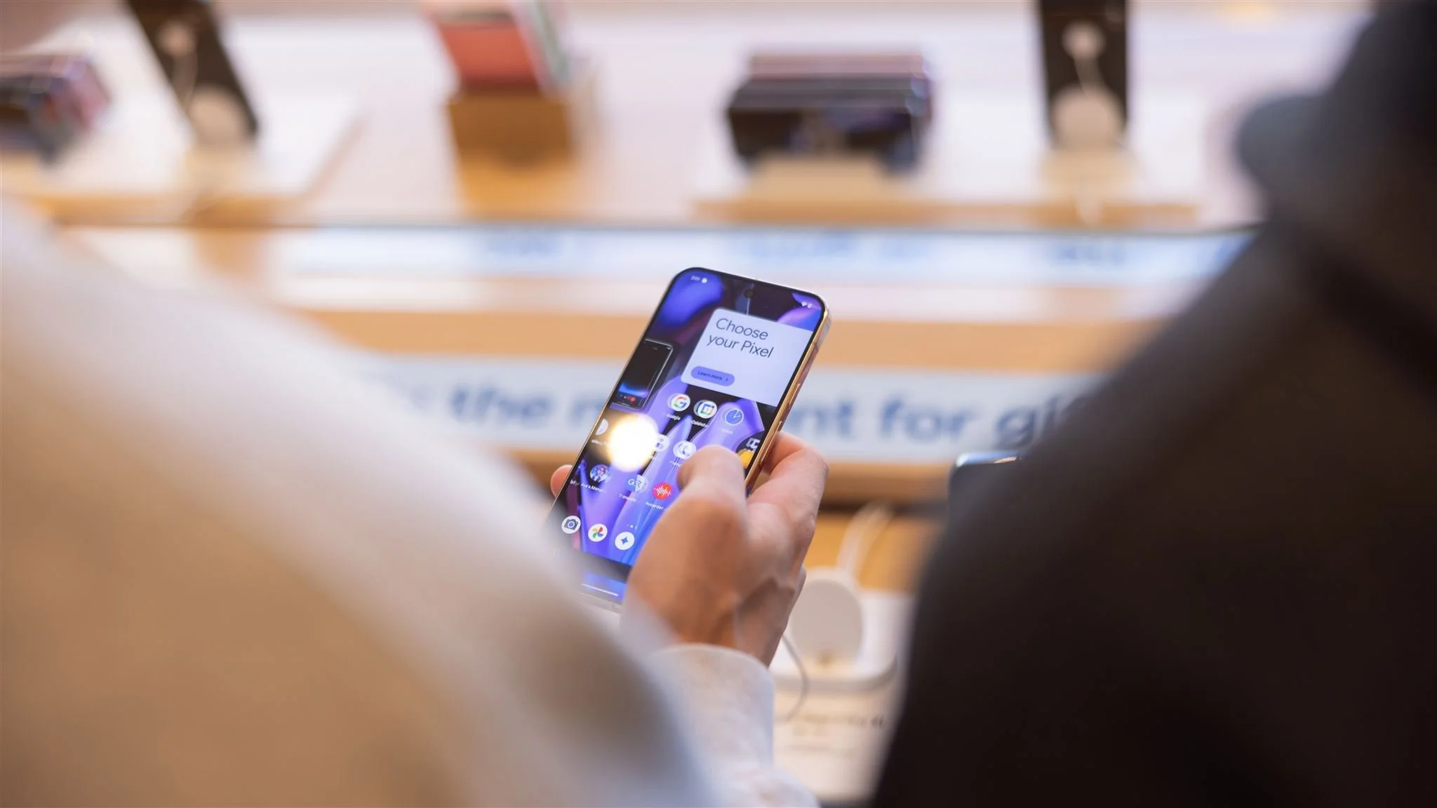 Google Store grand opening  (Oakbrook) photographed by Chicago Event Photographer Paul Hairlson Photography
