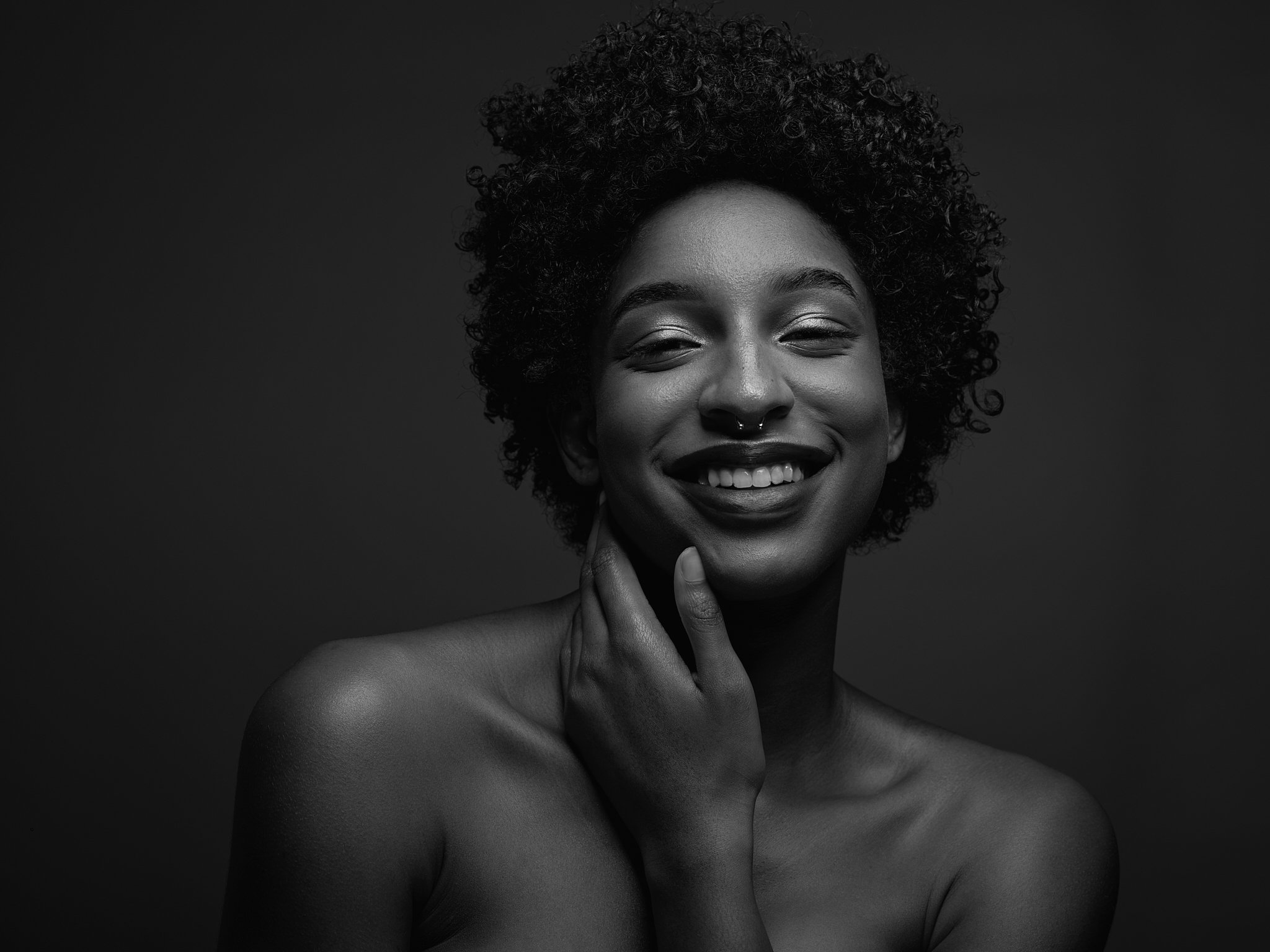Biroé Beauty Portrait in Black and White photographed by Paul Hairlson Photography