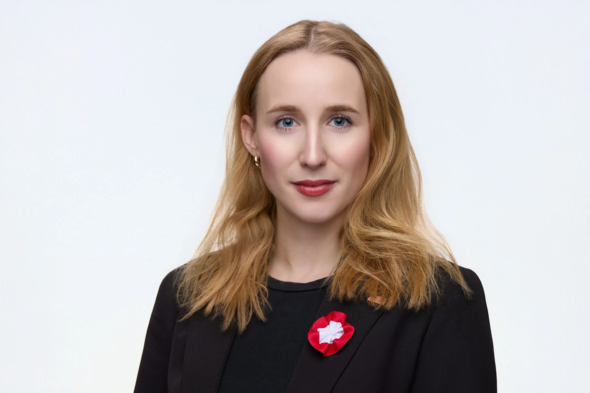 CEE Headshot 100_websize.jpg