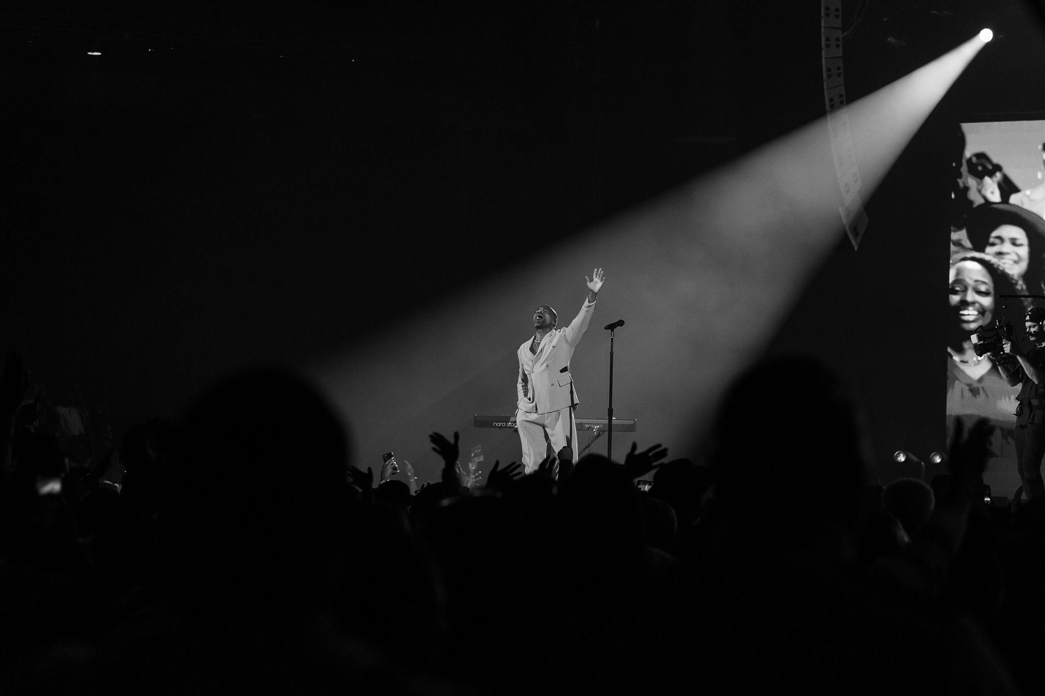 Kirk Franklin photographed by Chicago Event Photographer Paul Hairlson