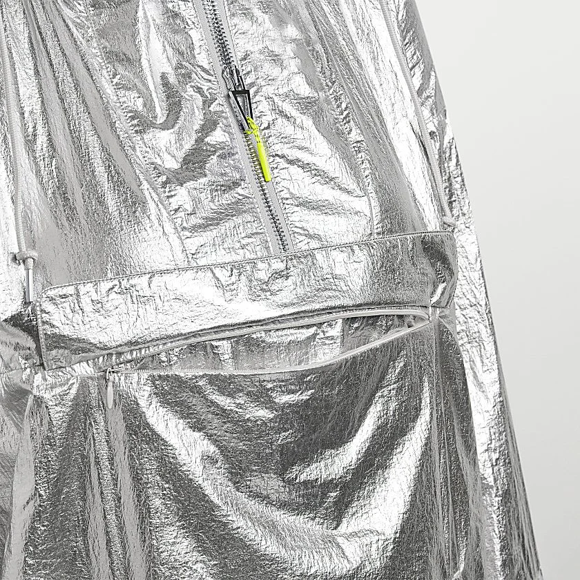 Metallic_Pullover_(All_Gender)_Silver_HN5854_HM19.jpg