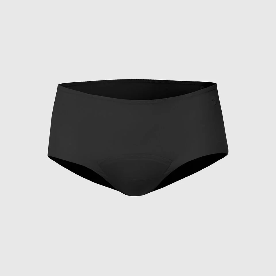 Q2_2023_04_BLACK_FLOW-ABSORBENT-UNDERS_W_GHOST_10169.jpg
