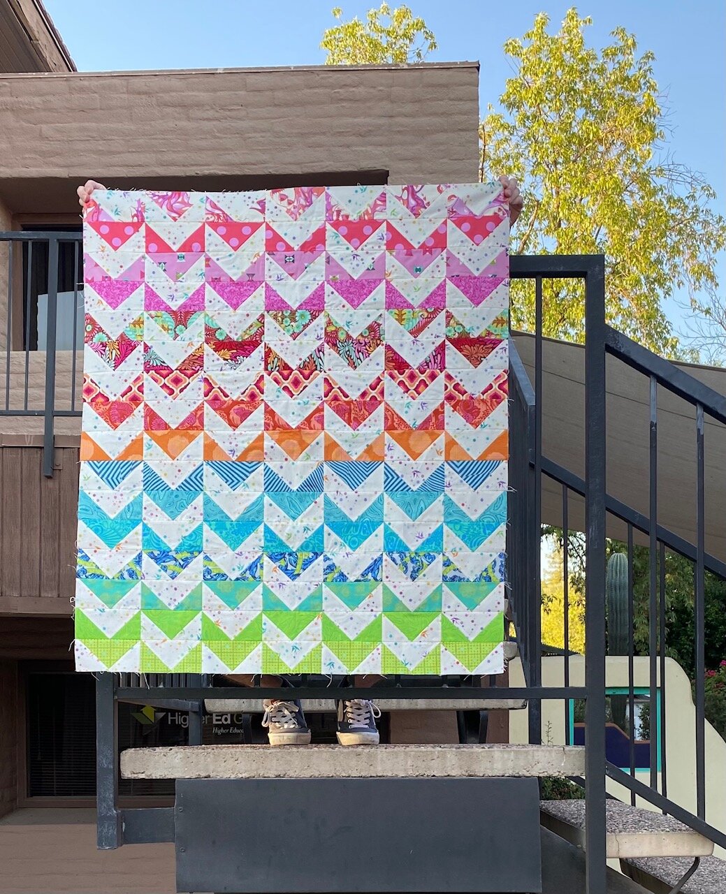 Lia’s bright and cheery Tula Pink quilt makes me so happy! She also chose a single background fabric but instead of a solid she used Tula Pink’s Rainbow Fairy Dust print - and it is just magical! Find Lia on IG @lituania_ladies.